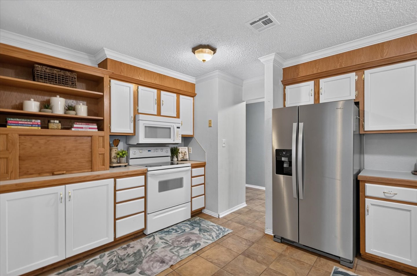 5612 East Place Property Photo 10