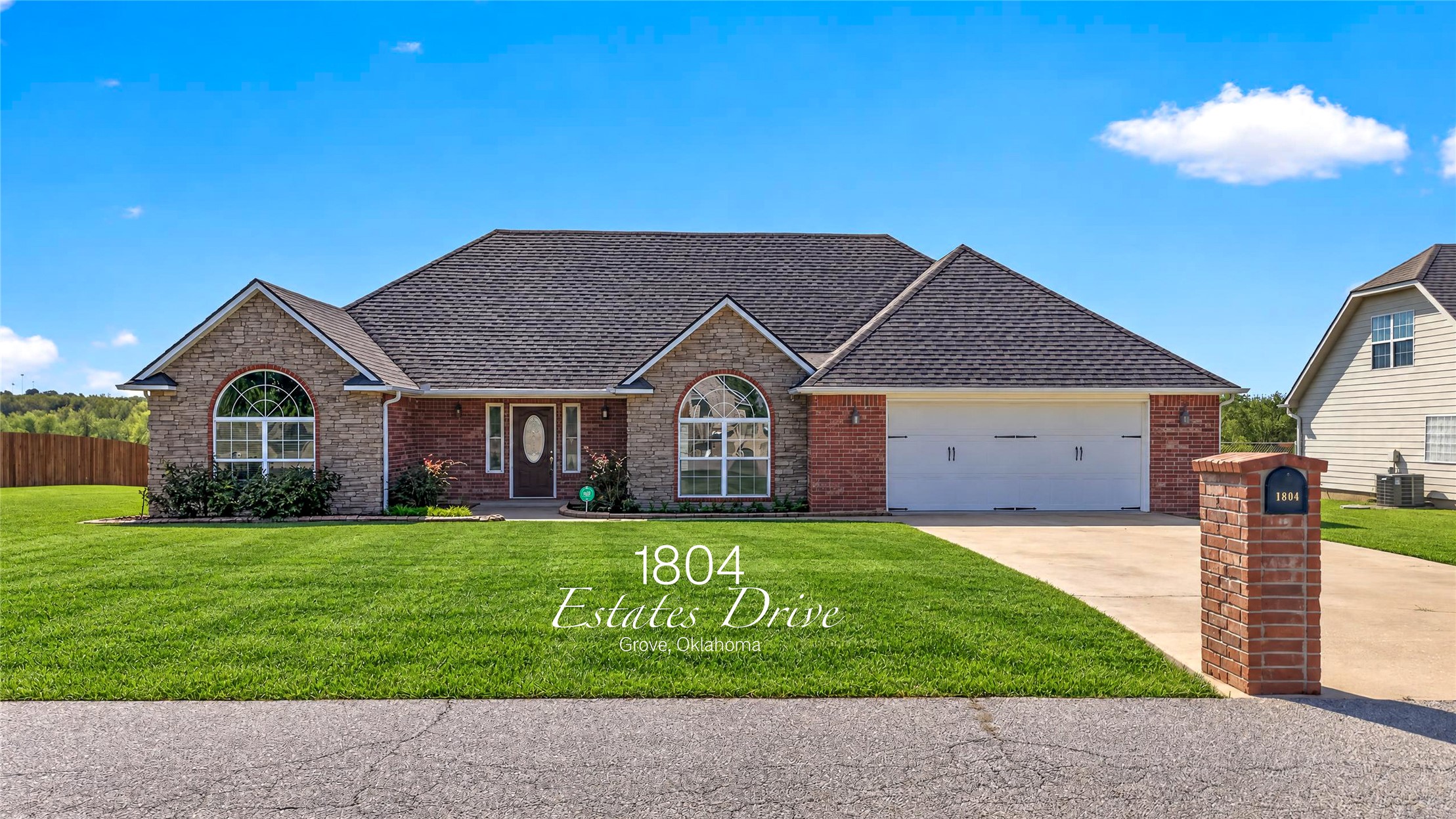 1804 Estates Drive Property Photo 1