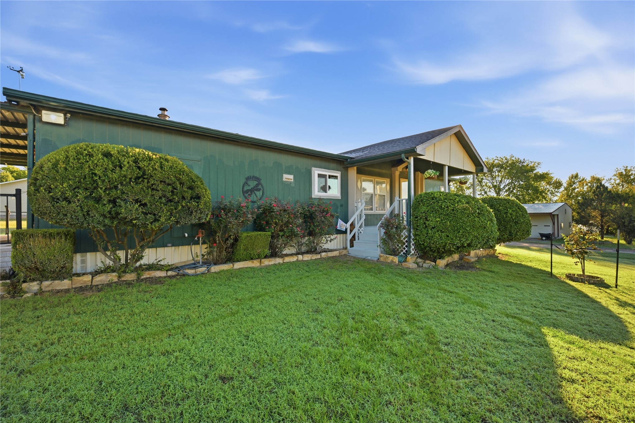 602 Labrea Property Photo 5