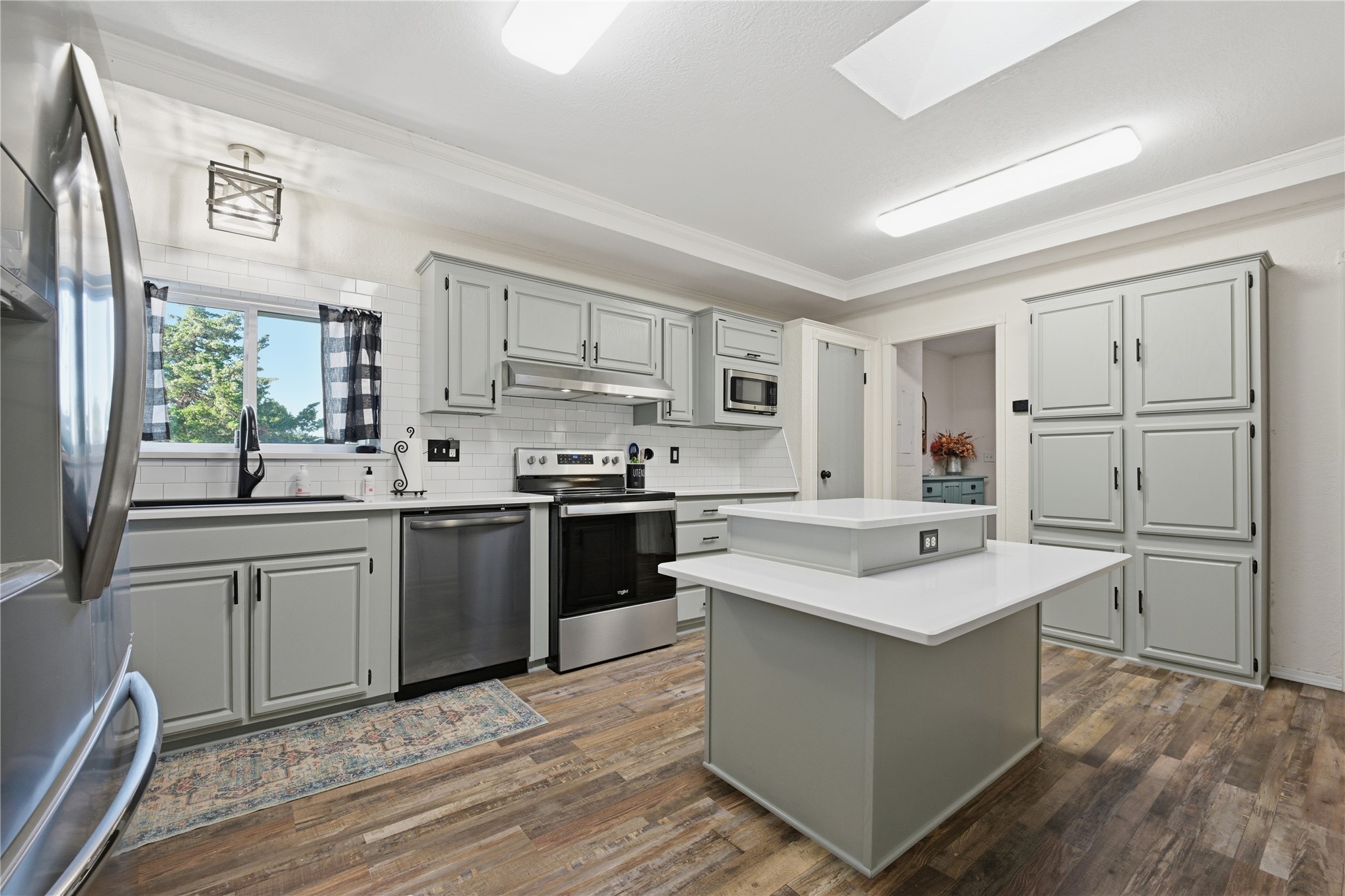 602 Labrea Property Photo 17