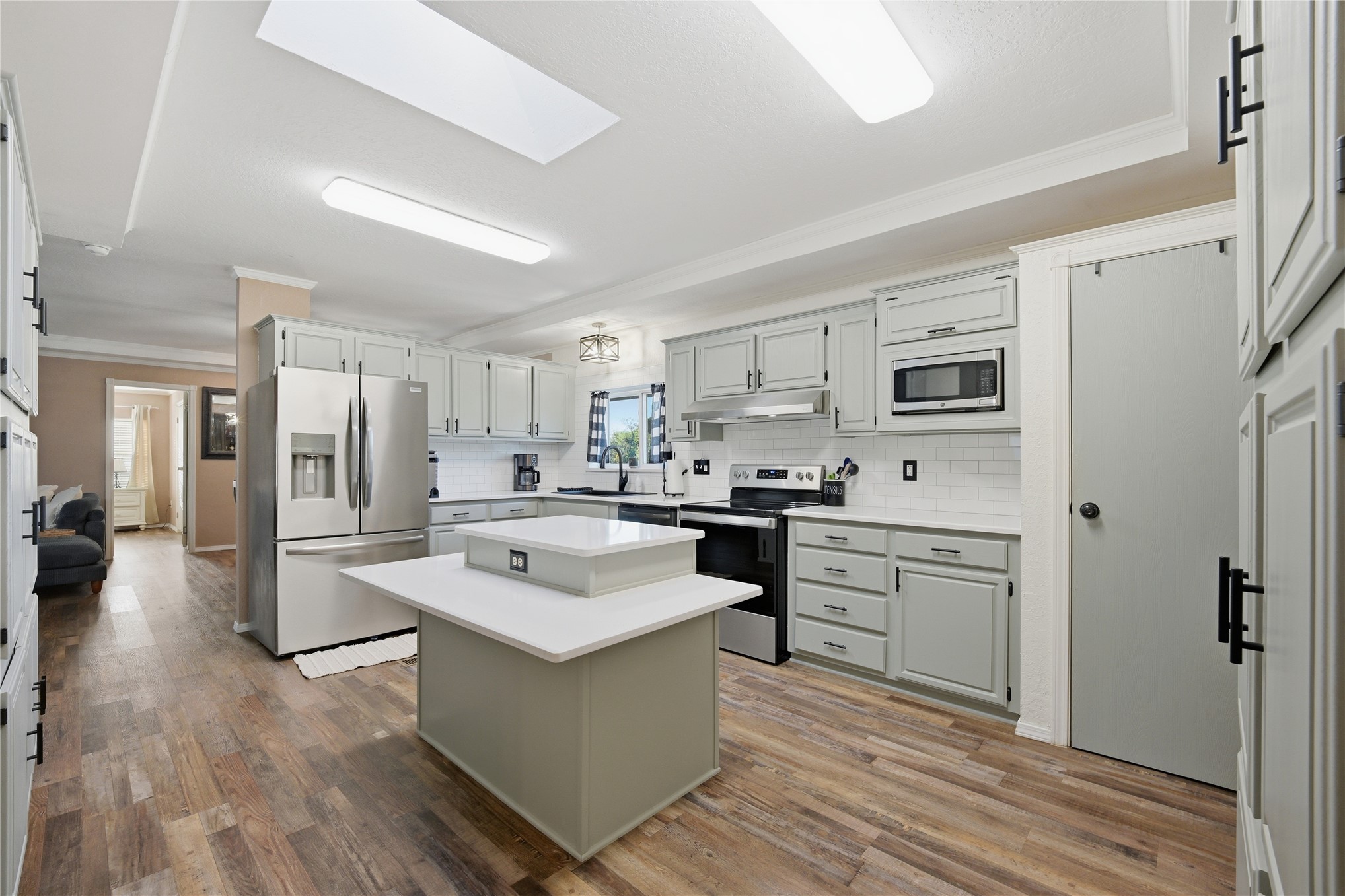 602 Labrea Property Photo 20
