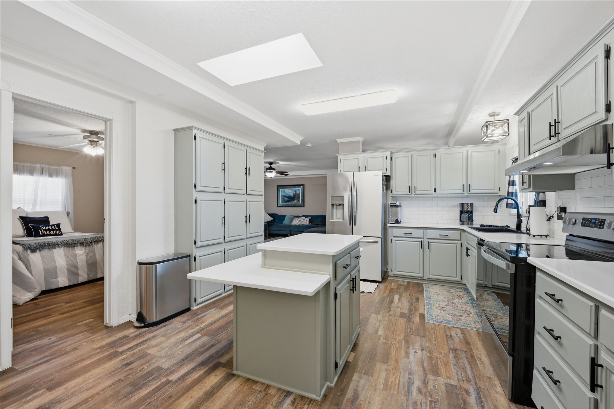 602 Labrea Property Photo 21
