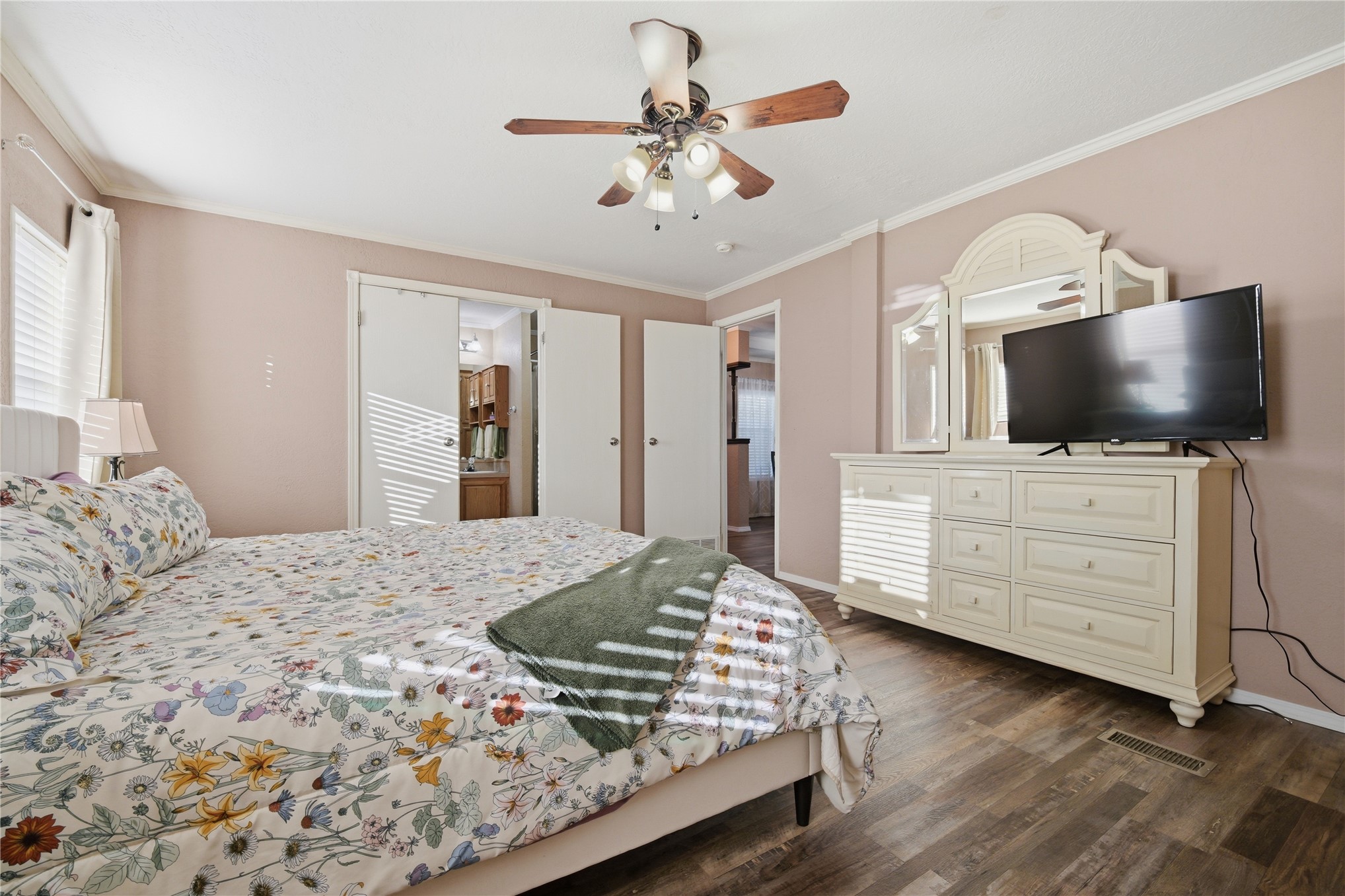 602 Labrea Property Photo 30