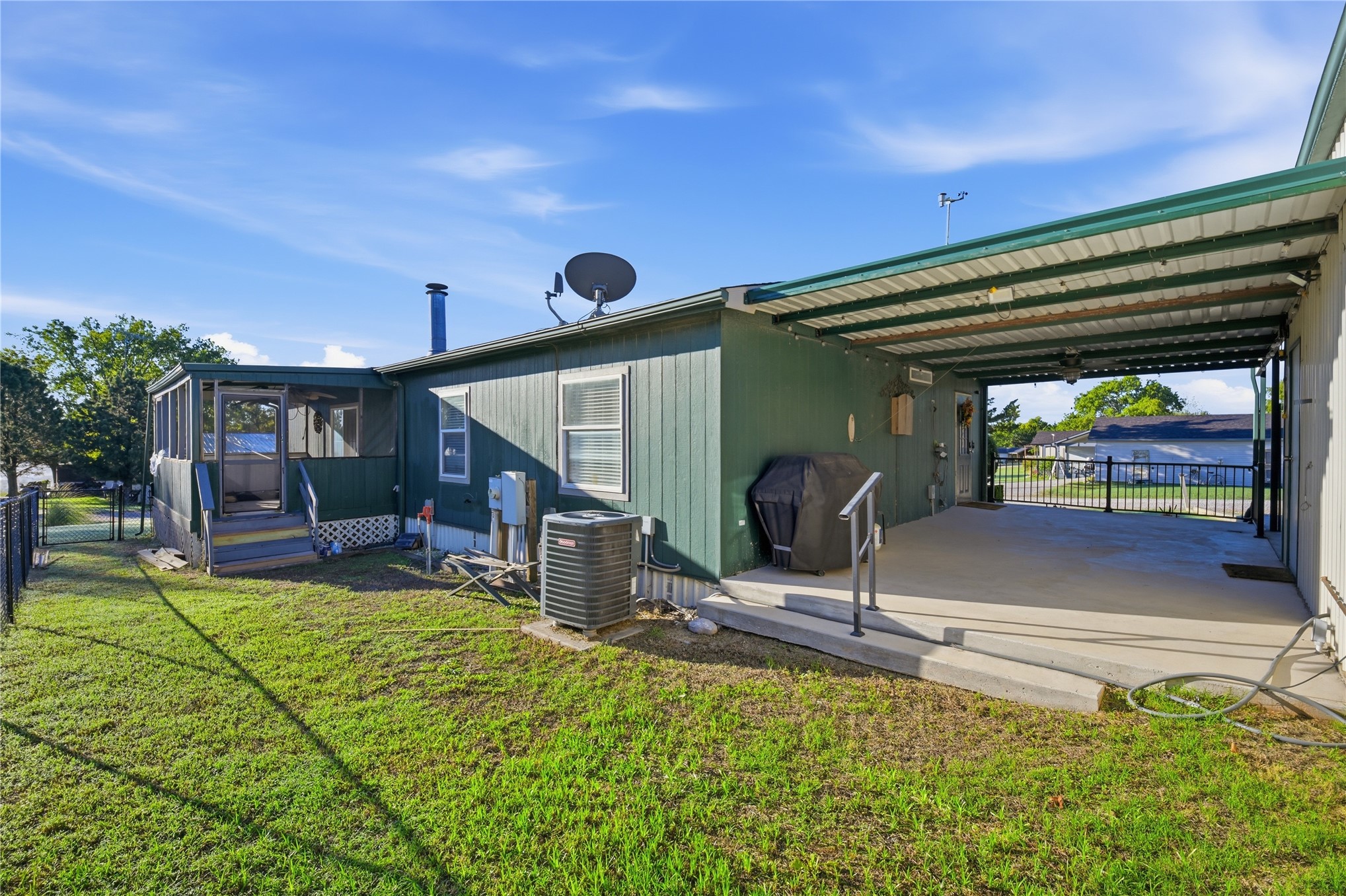 602 Labrea Property Photo 34