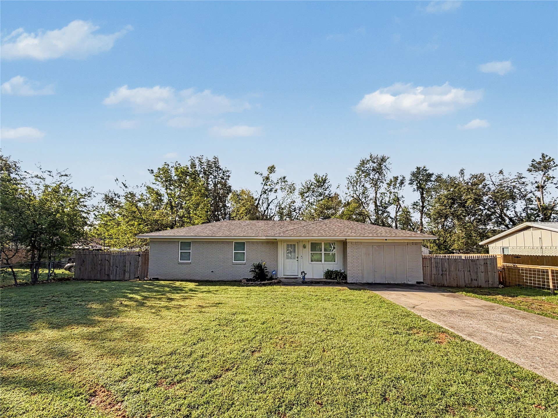 21775 S Ginger Drive Property Photo 1
