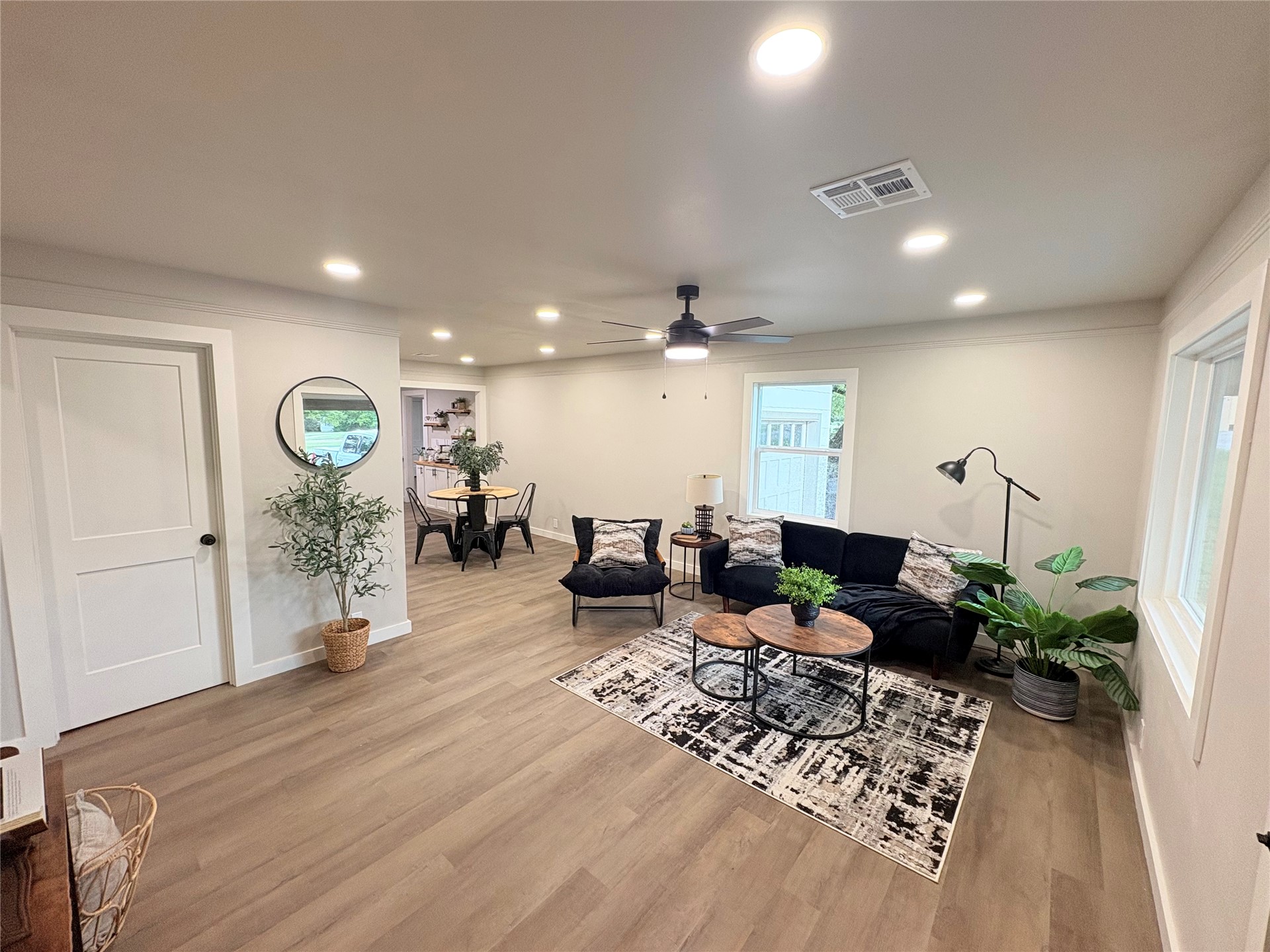 1519 Chickasaw Boulevard Property Photo 3
