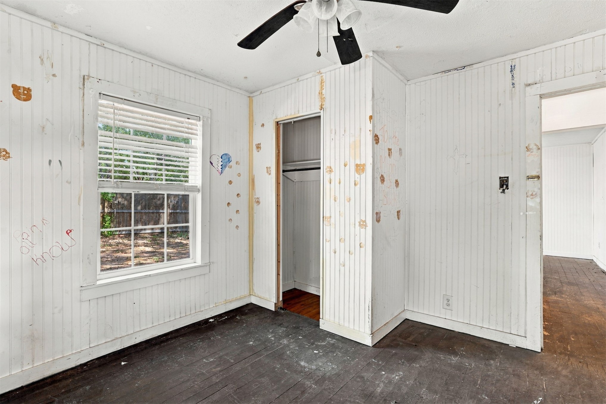 20 Third Property Photo 9