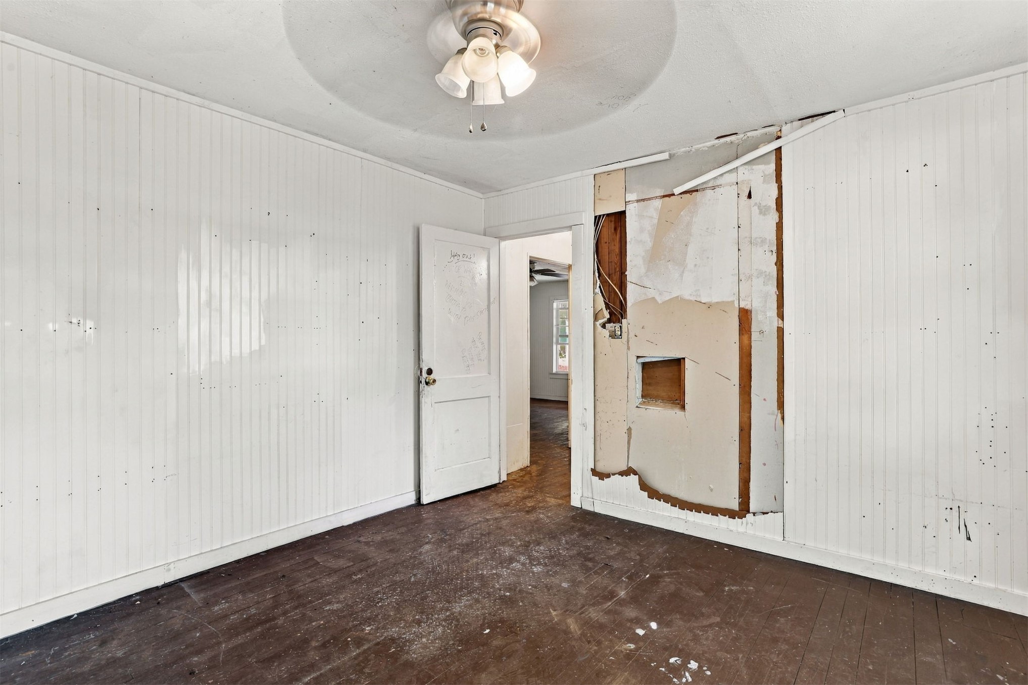 20 Third Property Photo 12