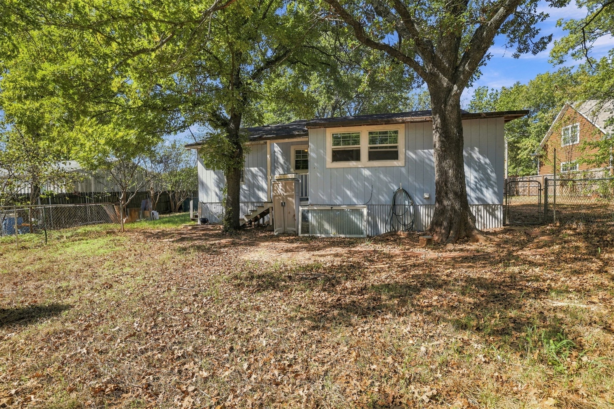 20 Third Property Photo 19