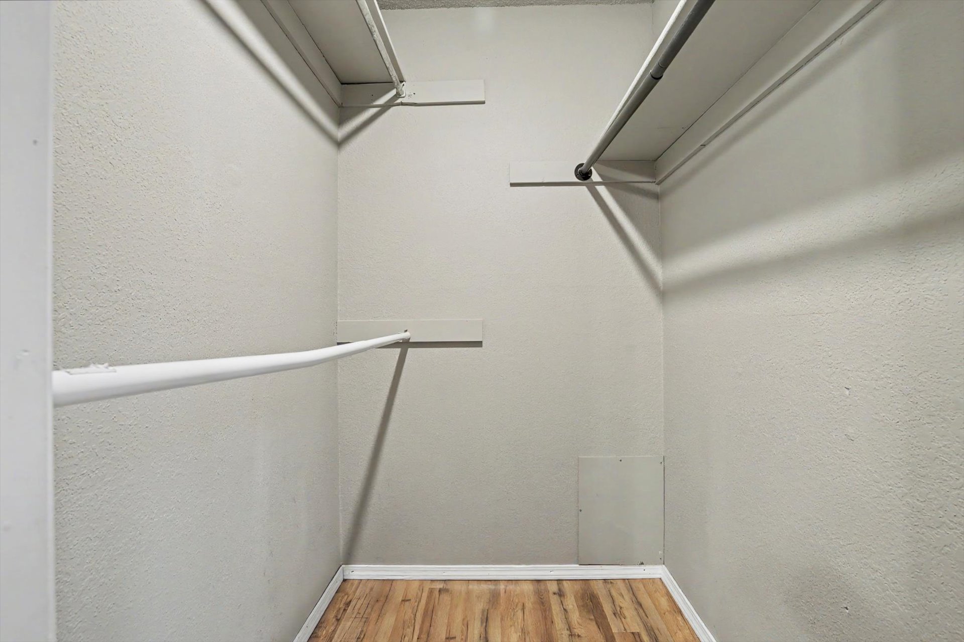 1305 N Aster Avenue Property Photo 15