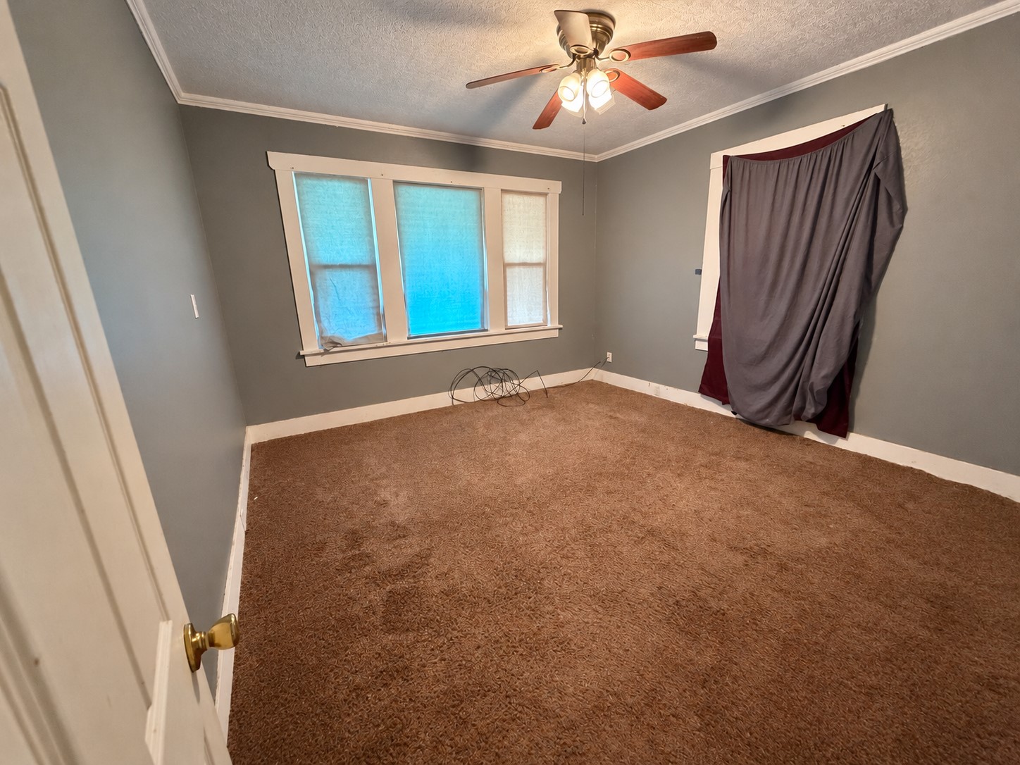 415 I Sw Property Photo 9