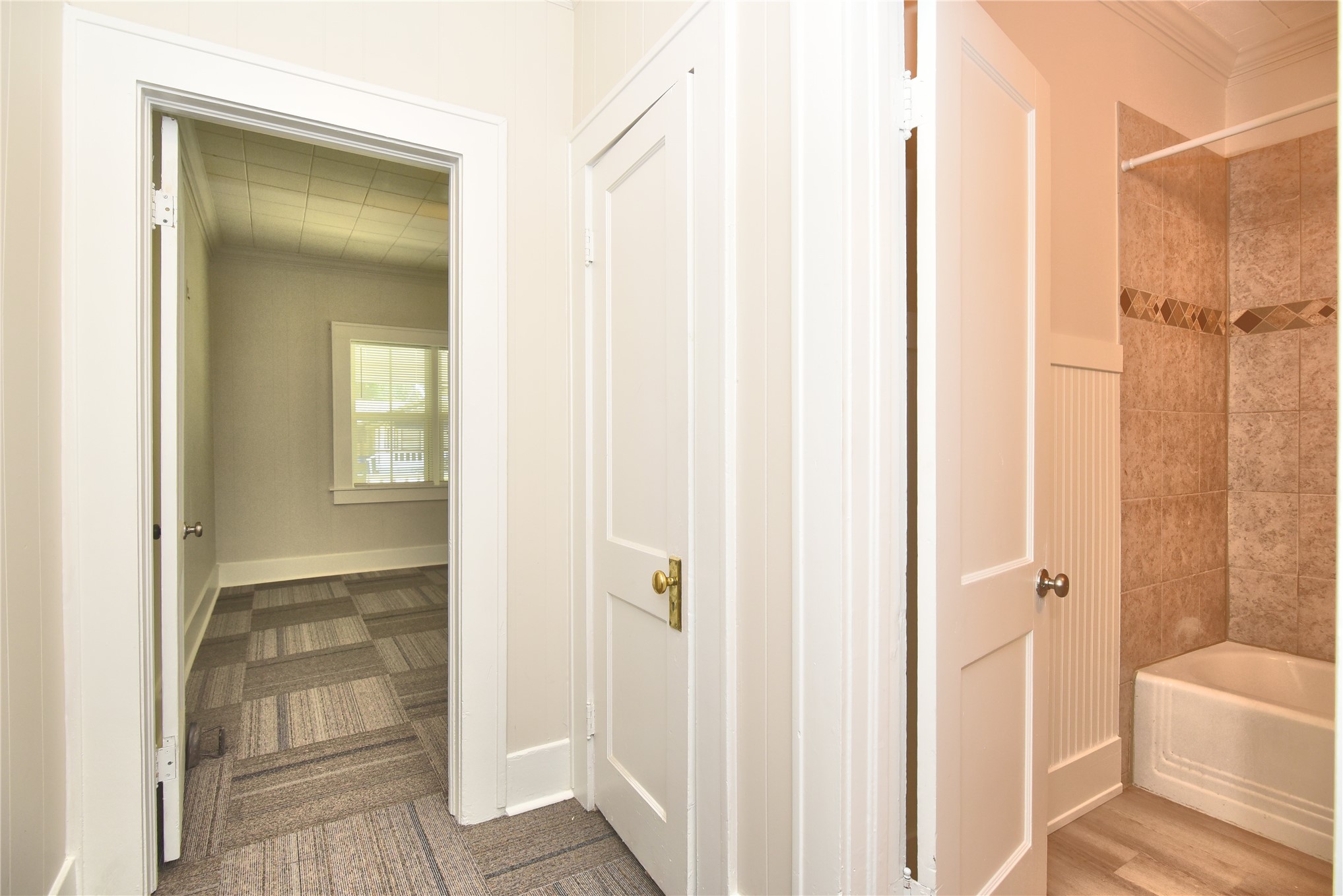 530 S Wheeling Avenue Property Photo 19