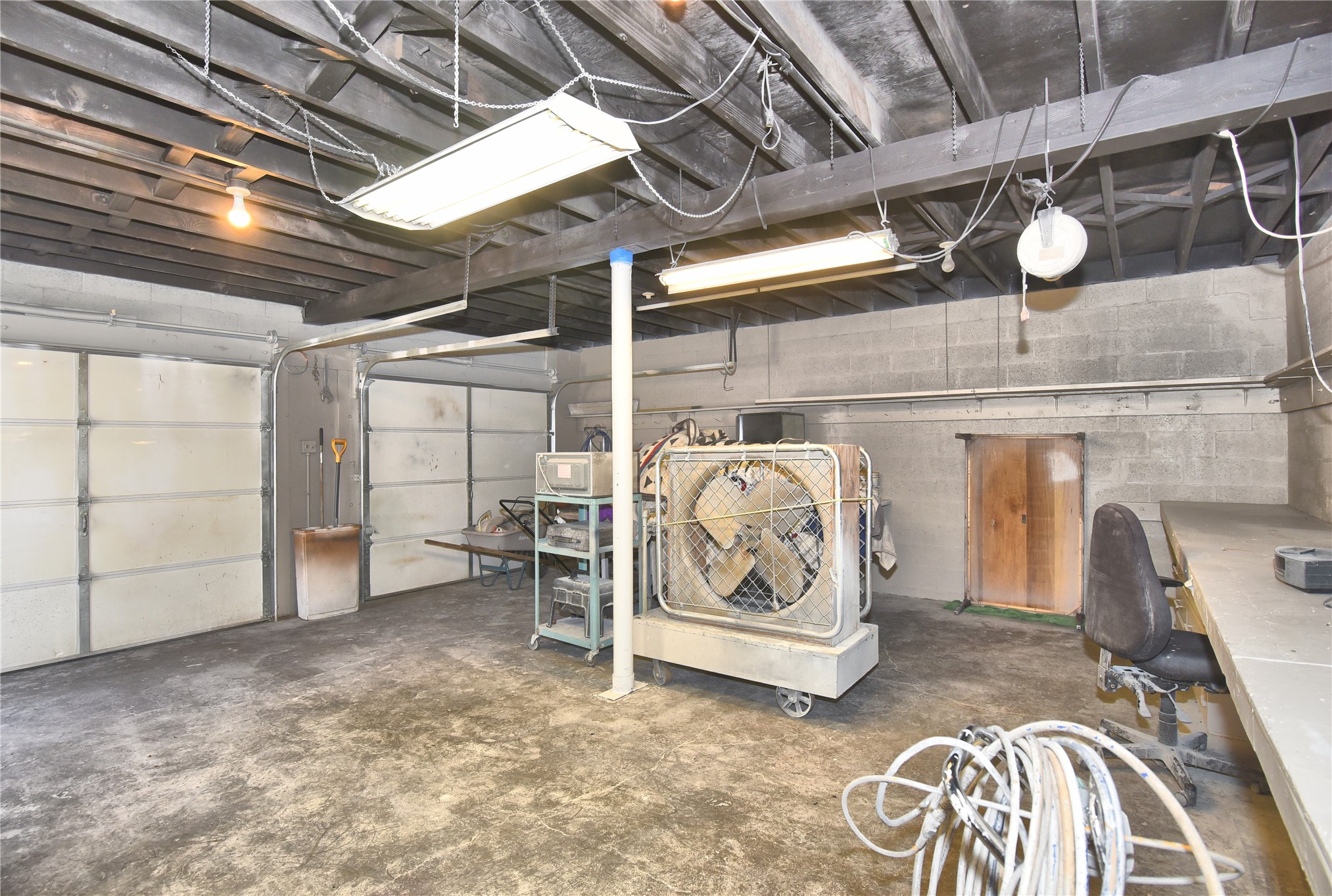 530 S Wheeling Avenue Property Photo 24
