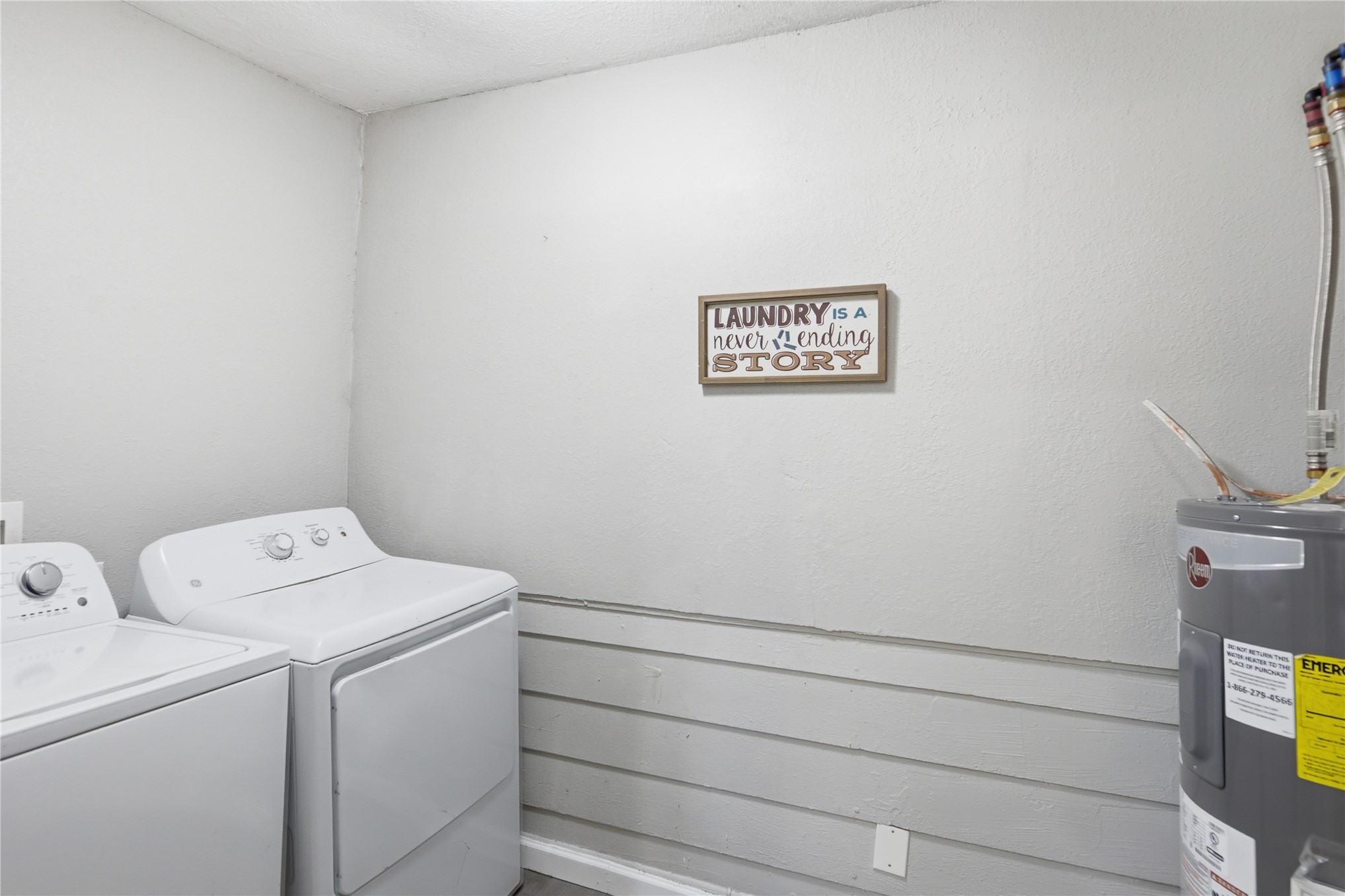 312 W Franklin Property Photo 16