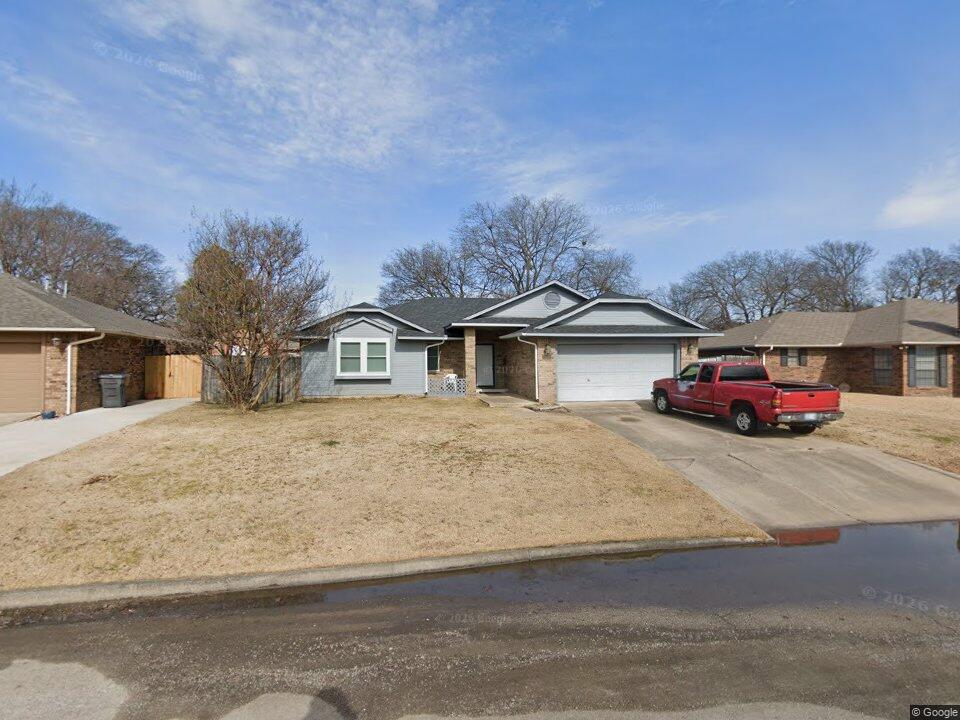 1909 8th Nw Property Photo 1