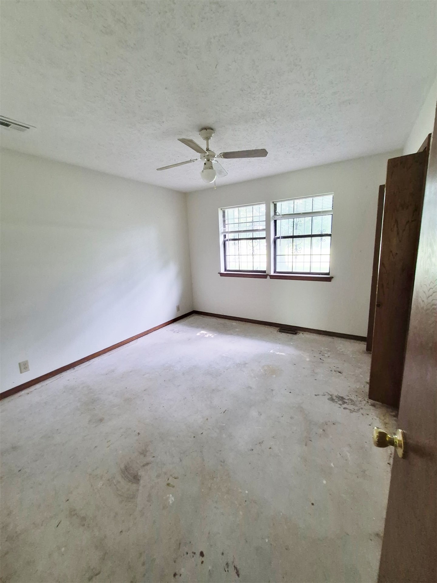 196 Elm Drive Property Photo 11