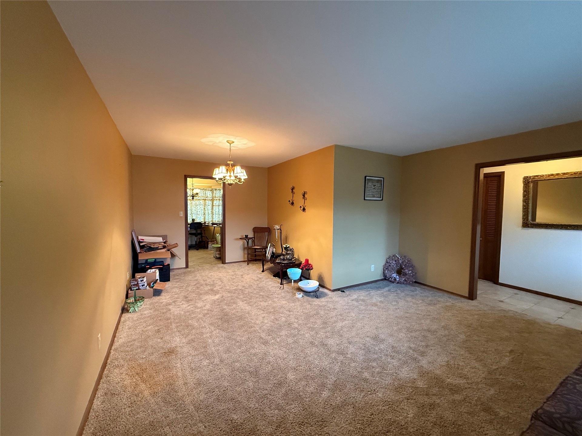 2711 Kingston Street Property Photo 7