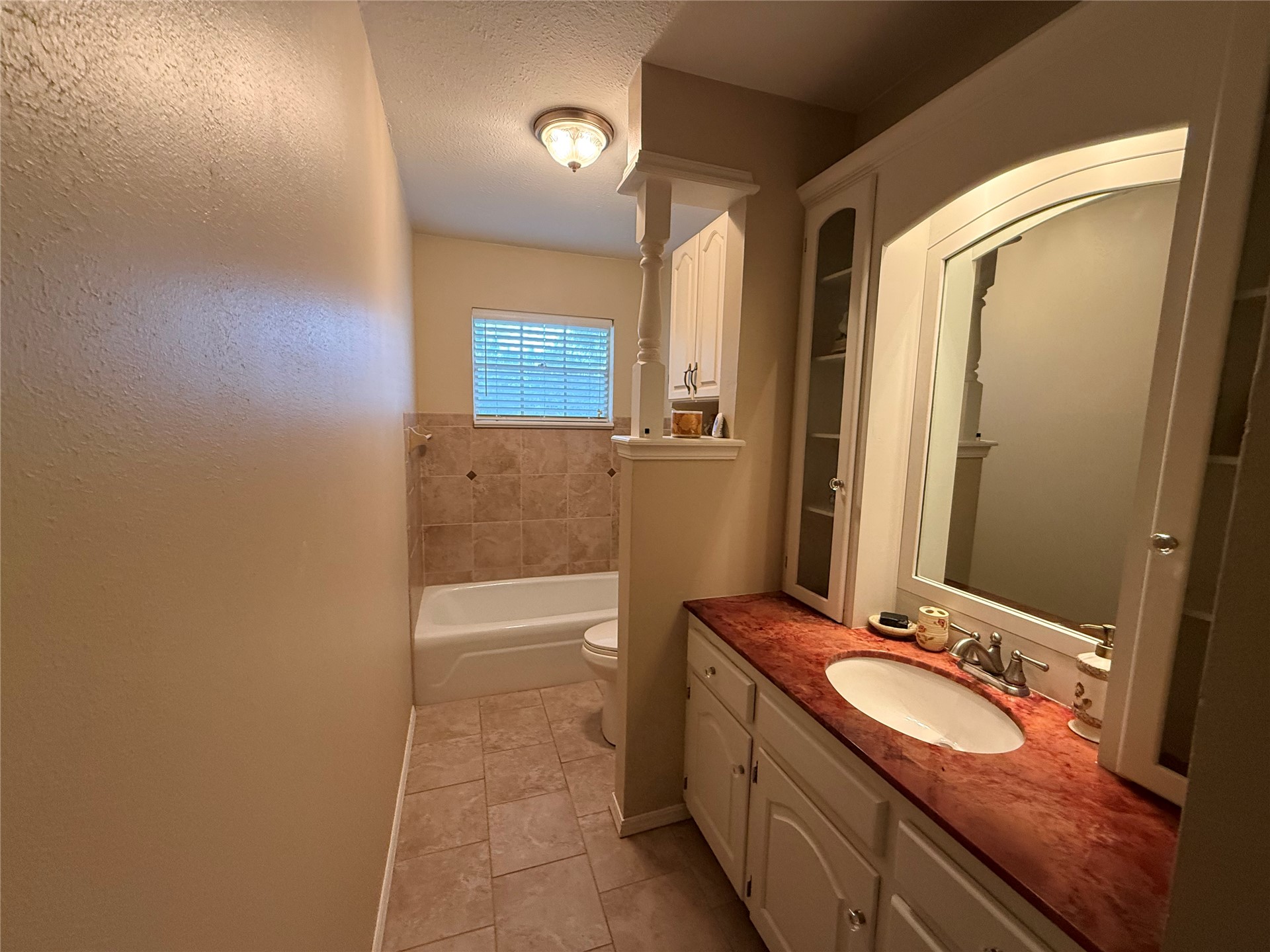 2711 Kingston Street Property Photo 27
