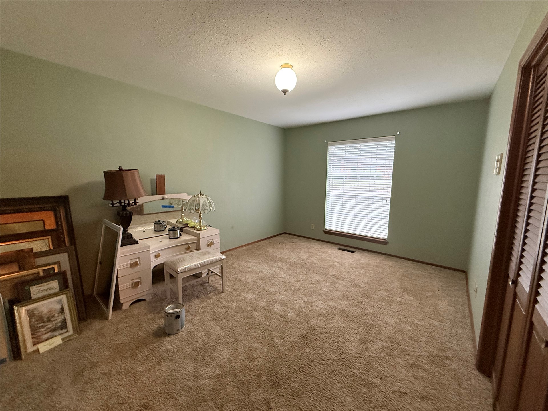 2711 Kingston Street Property Photo 33