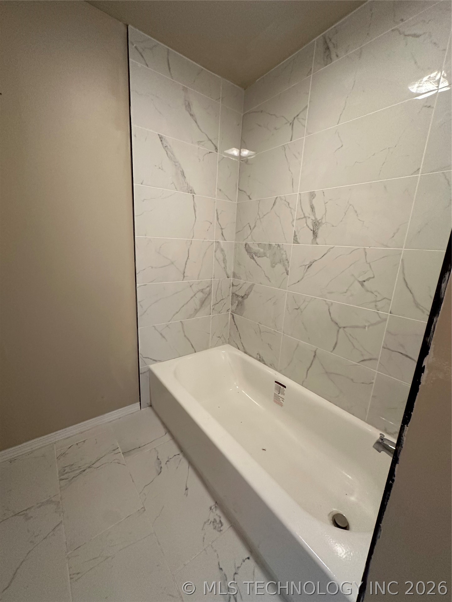 1402 Cherry Street Property Photo 11