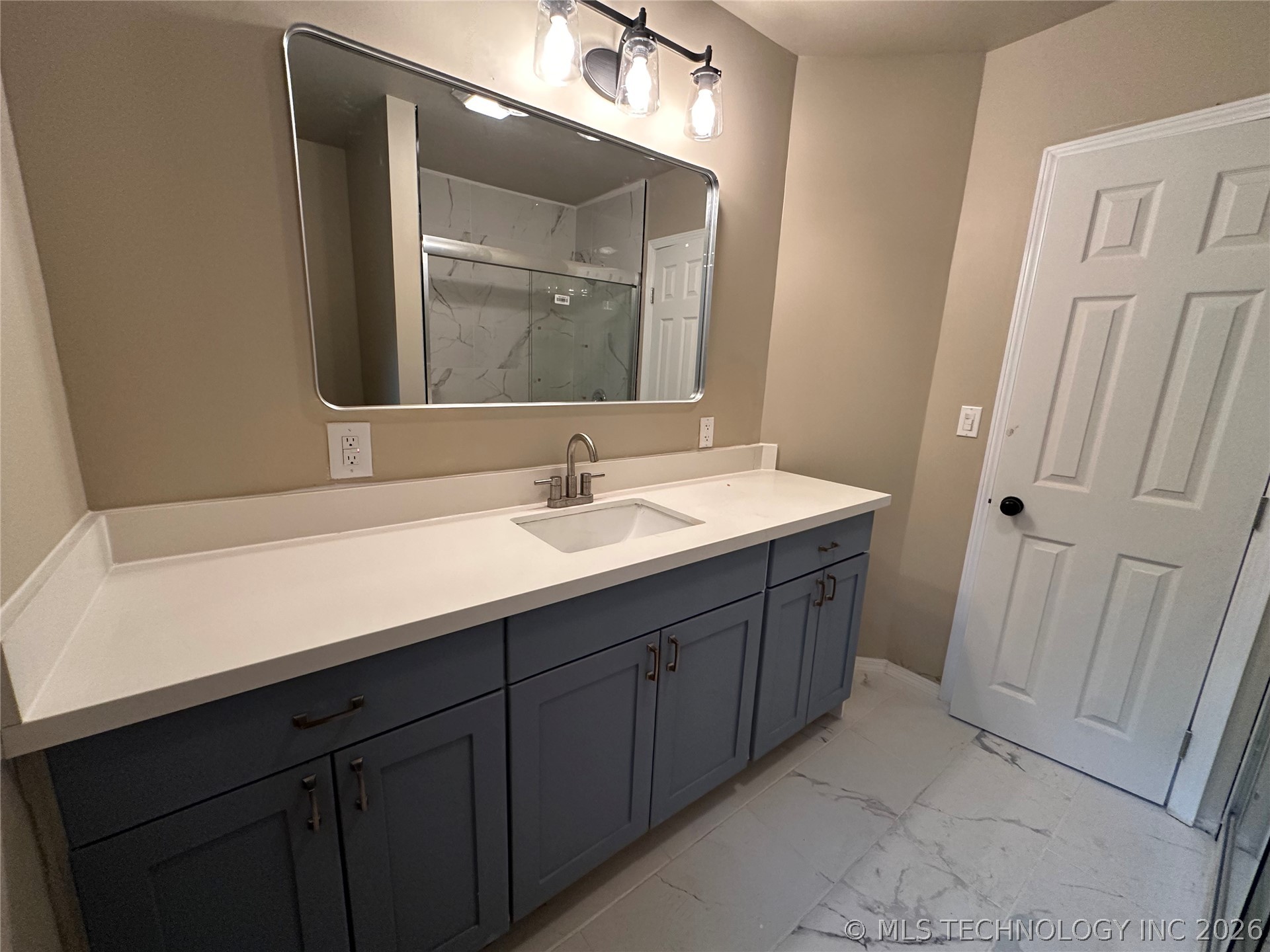 1402 Cherry Street Property Photo 17