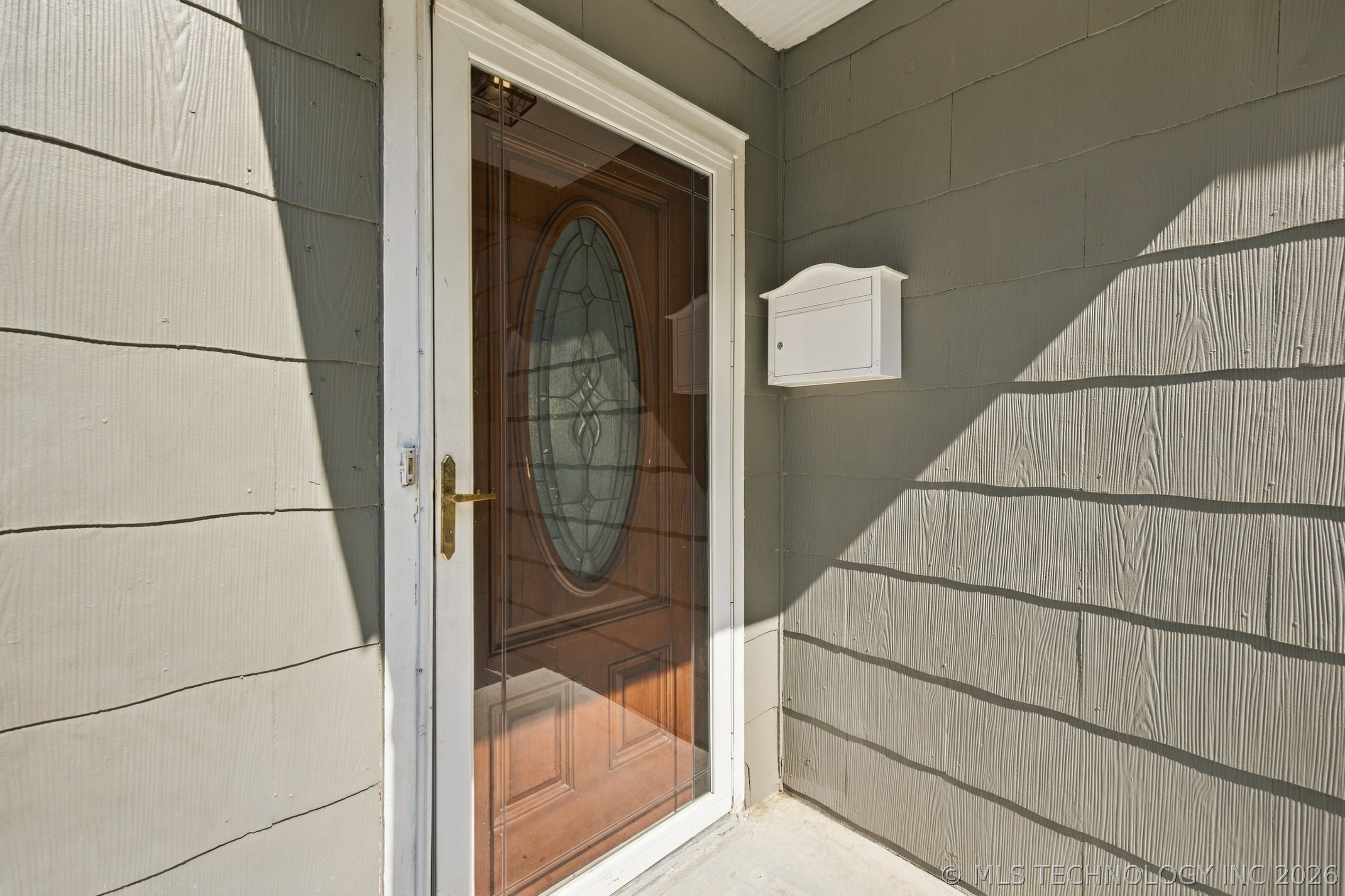 2028 Haskell Boulevard Property Photo 4