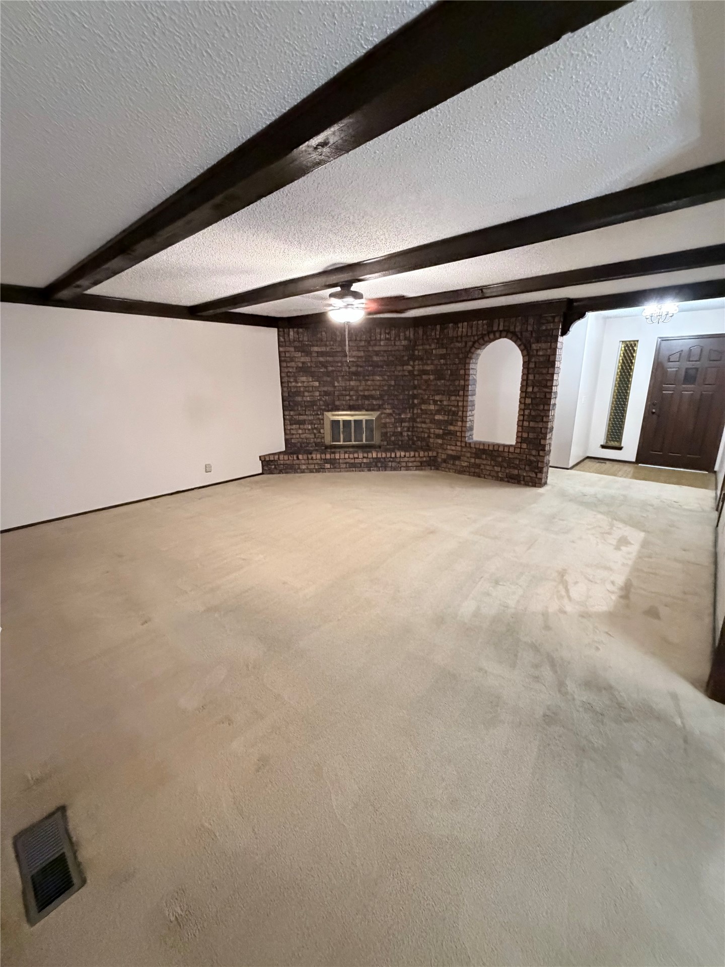 415 N Gum Street Property Photo 5