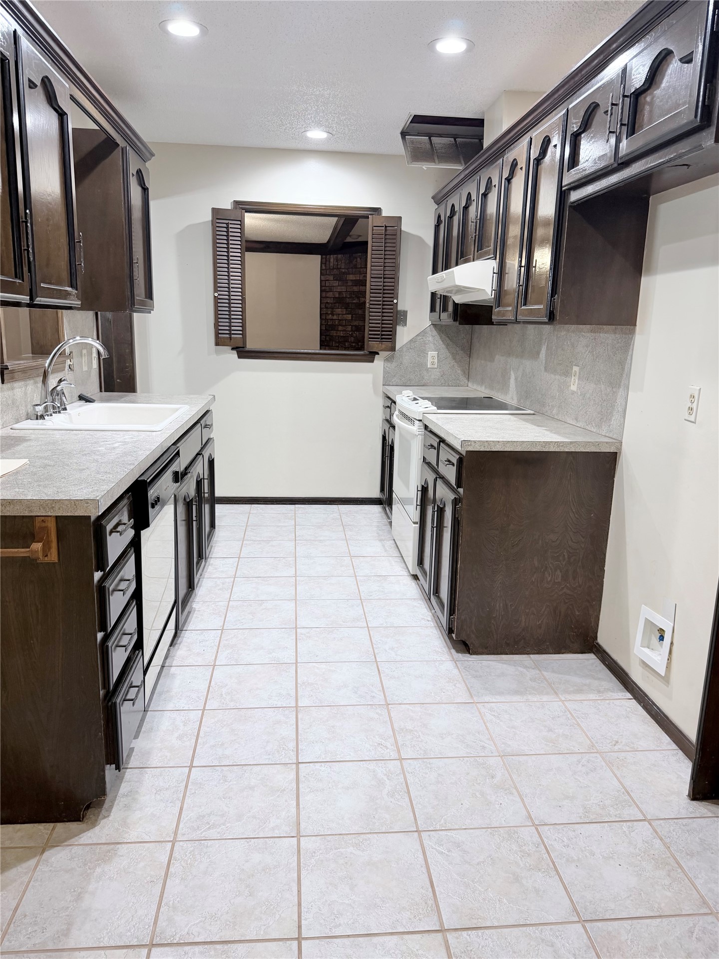 415 N Gum Street Property Photo 24