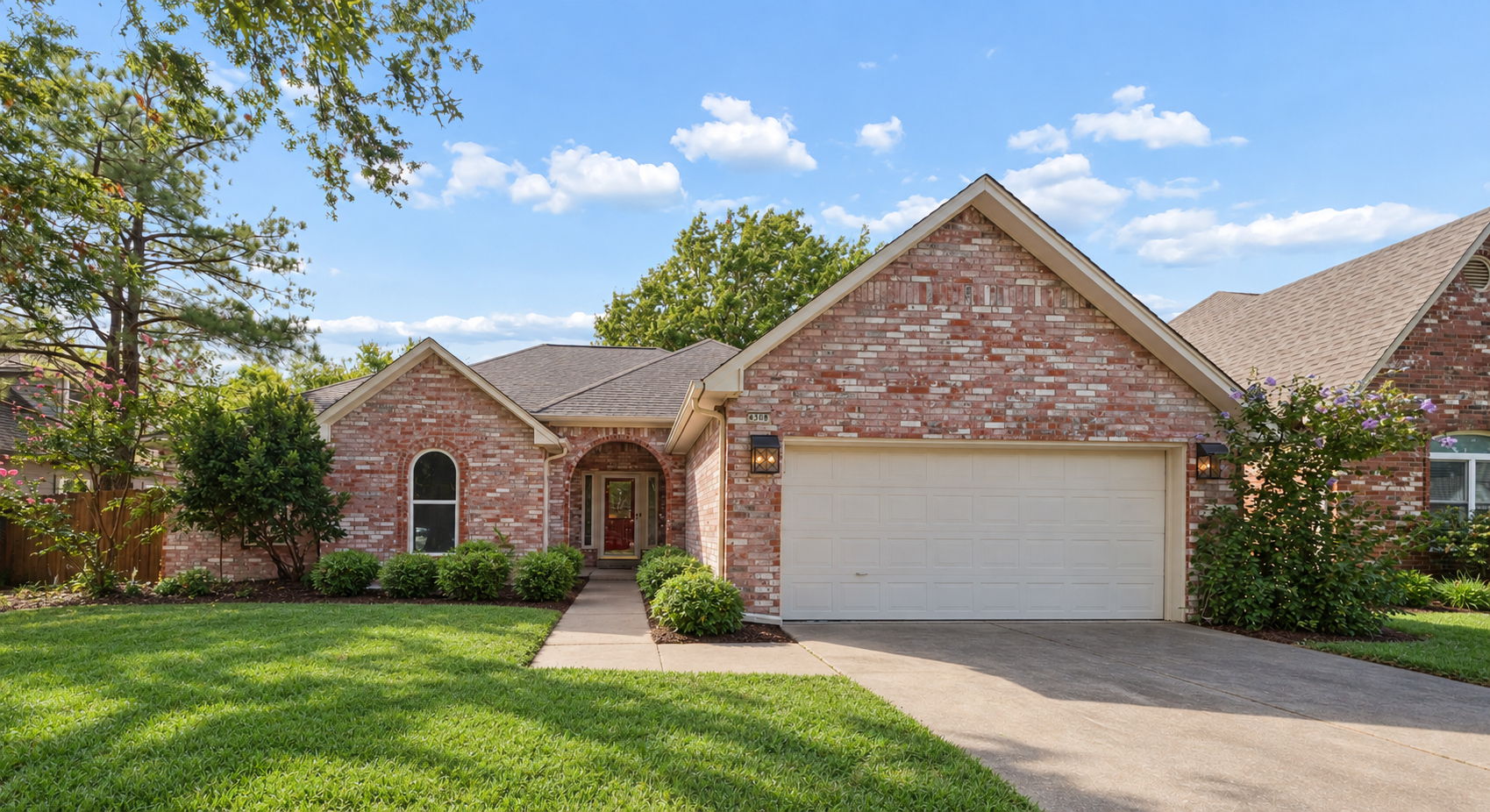 4308 S Dogwood Avenue Property Photo 1
