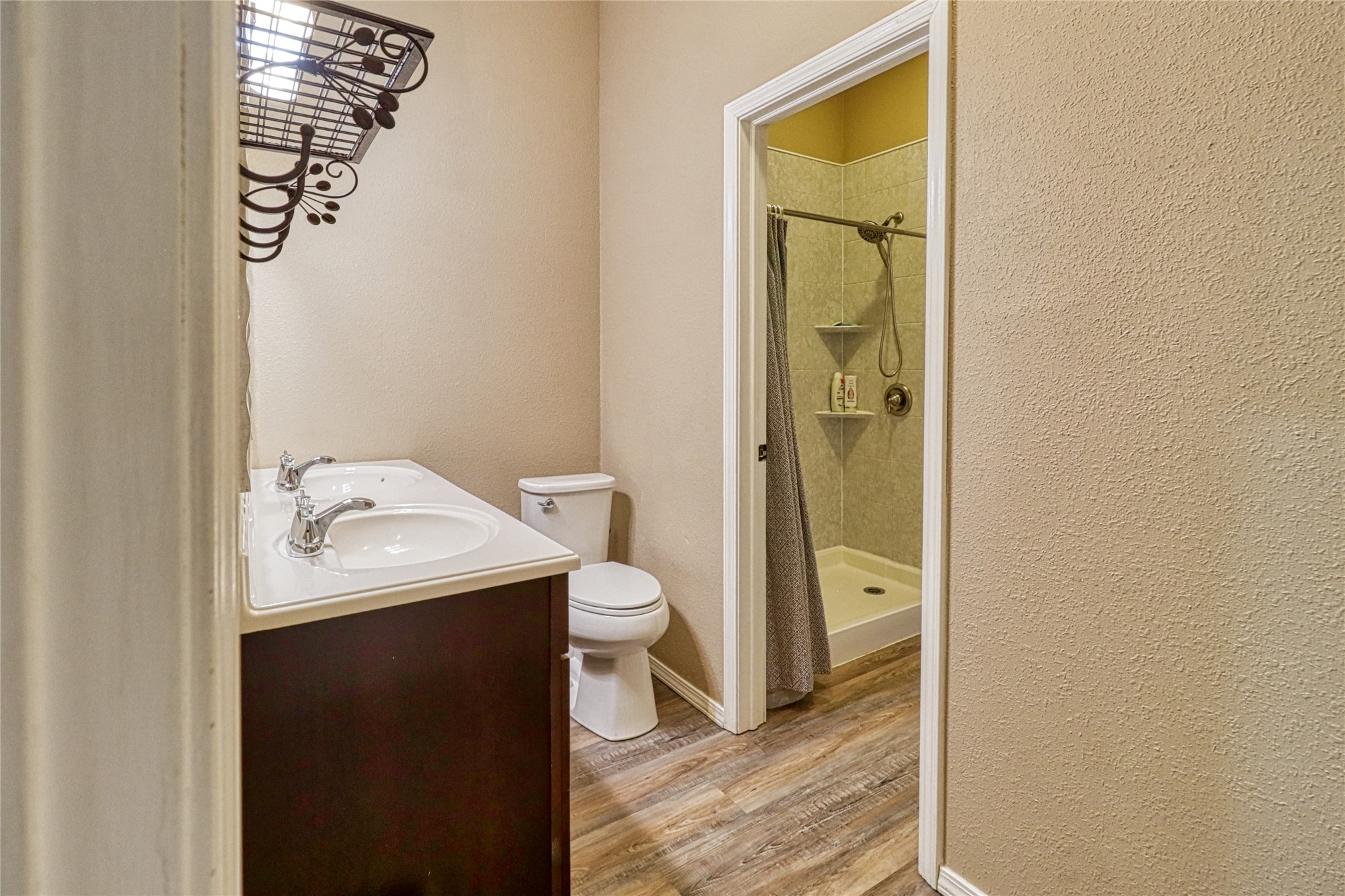 13006 S 85th Street E Property Photo 12