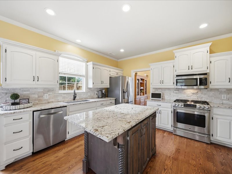6701 Forest Ridge Boulevard Property Photo 16