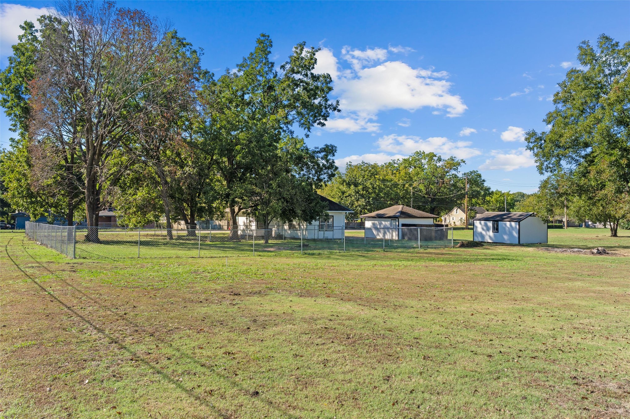 2520 E Tuxedo Boulevard Property Photo 33
