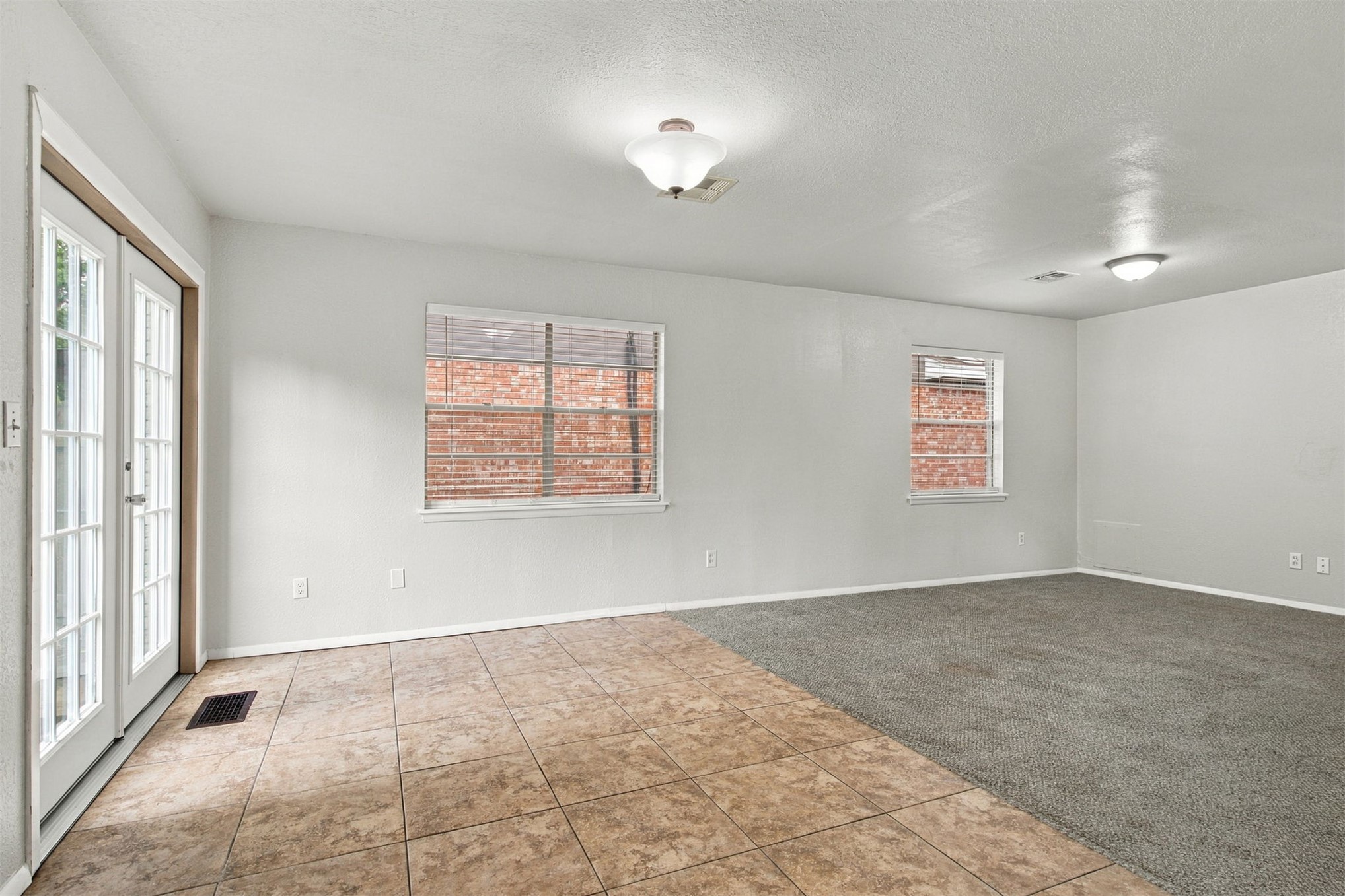 1947 S Fern Avenue Property Photo 17