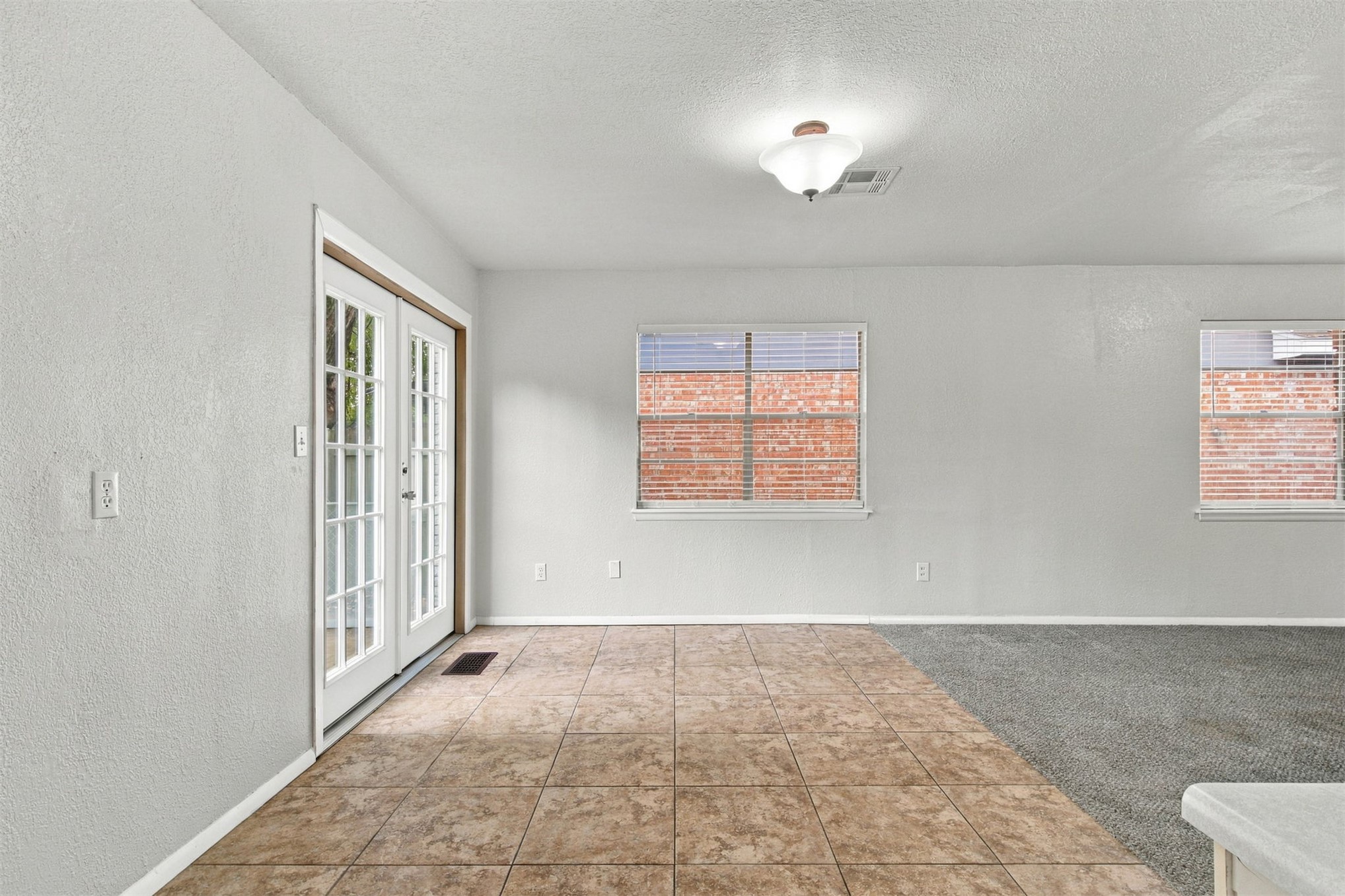 1947 S Fern Avenue Property Photo 18