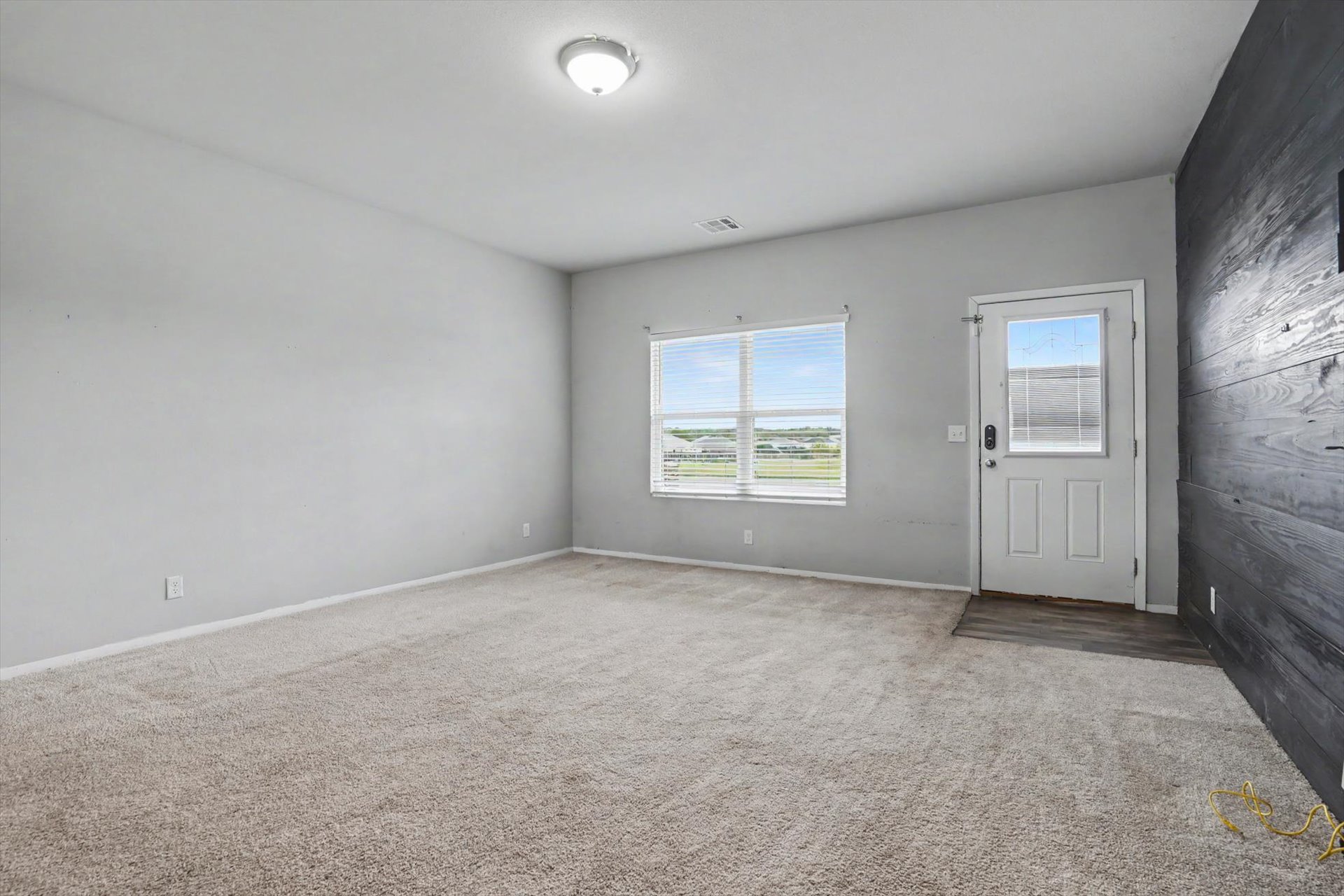 23311 S Jewell Drive Property Photo 4