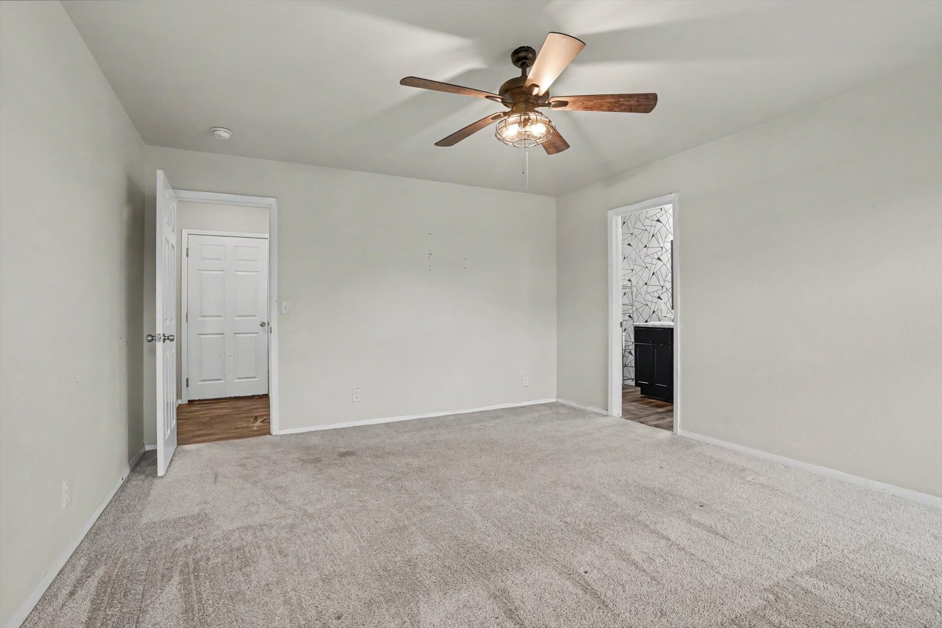 23311 S Jewell Drive Property Photo 10
