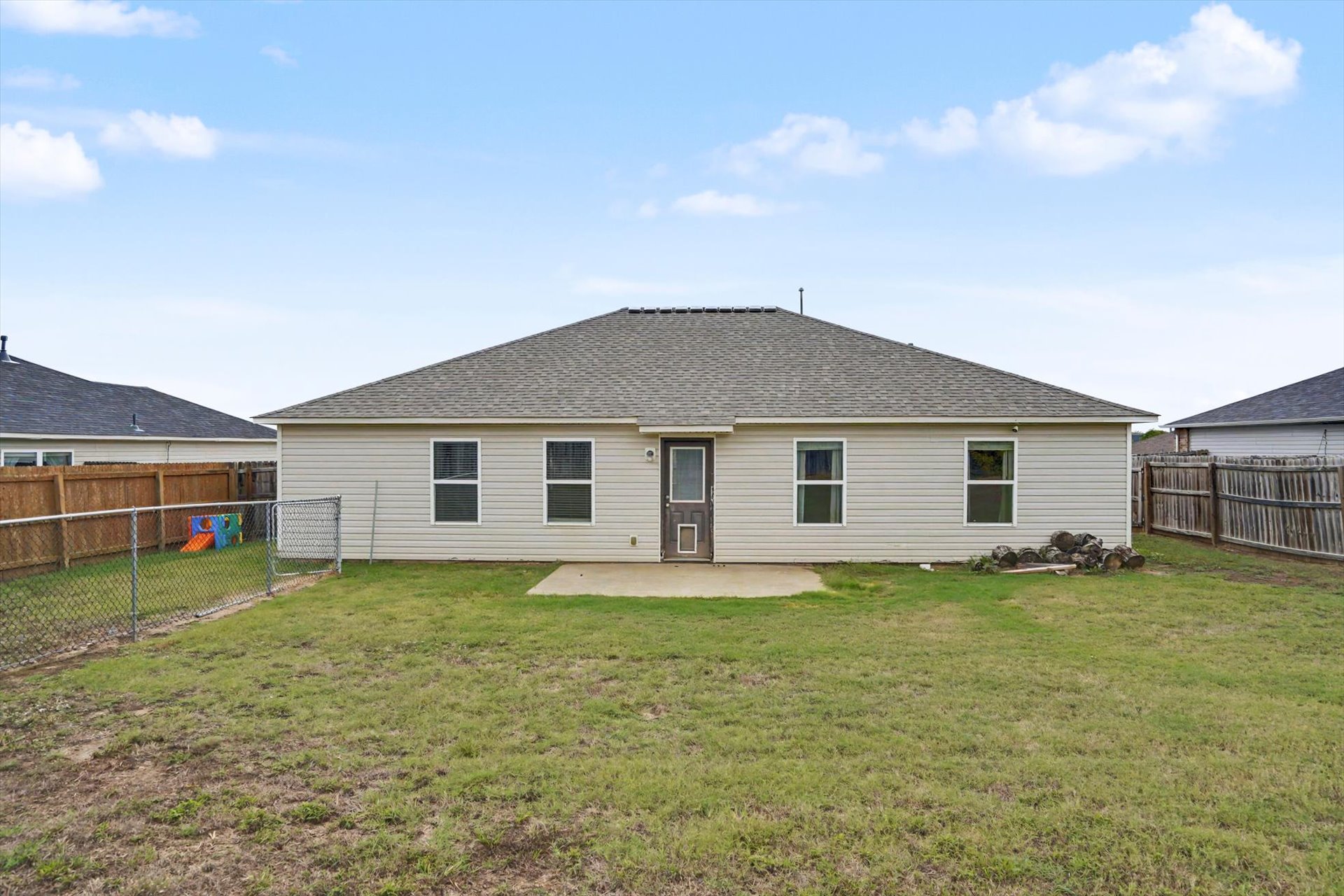 23311 S Jewell Drive Property Photo 18