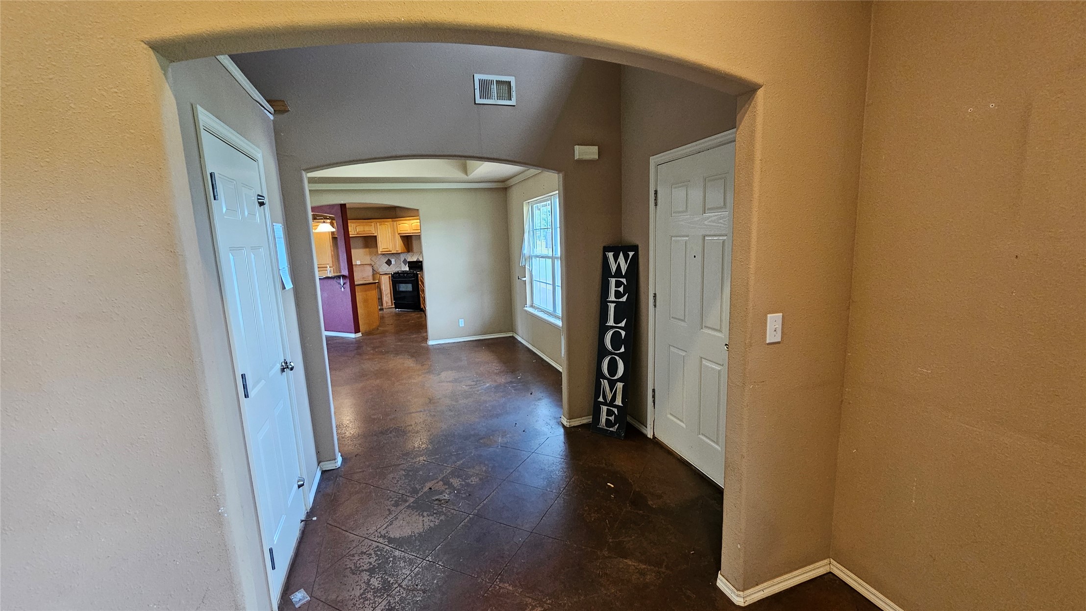 3470 N 335 Road Property Photo 4