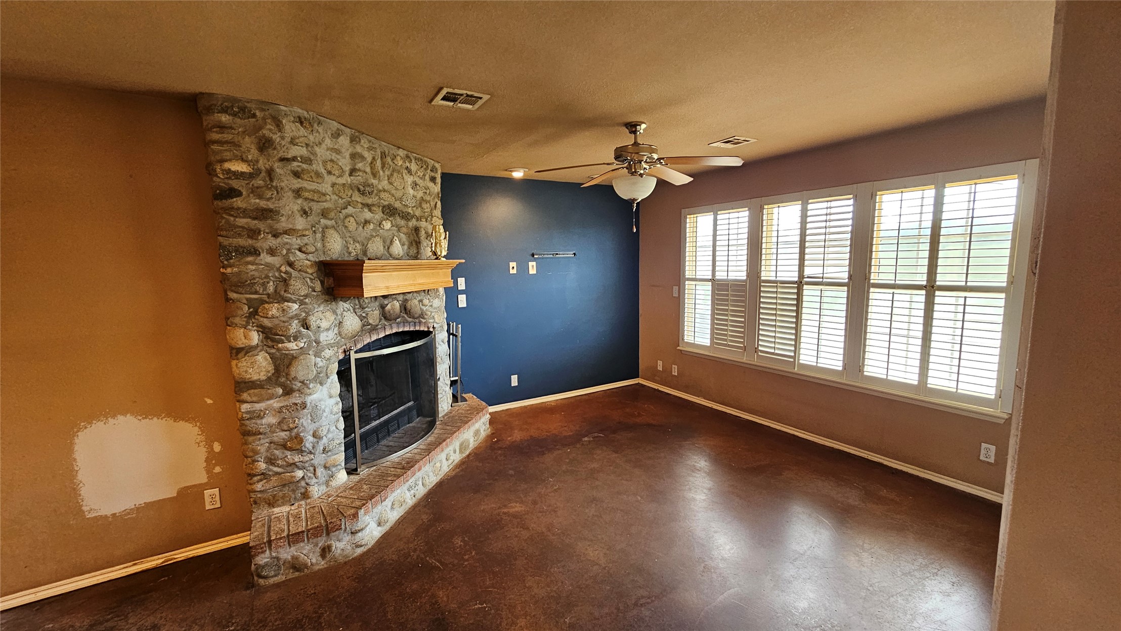 3470 N 335 Road Property Photo 11