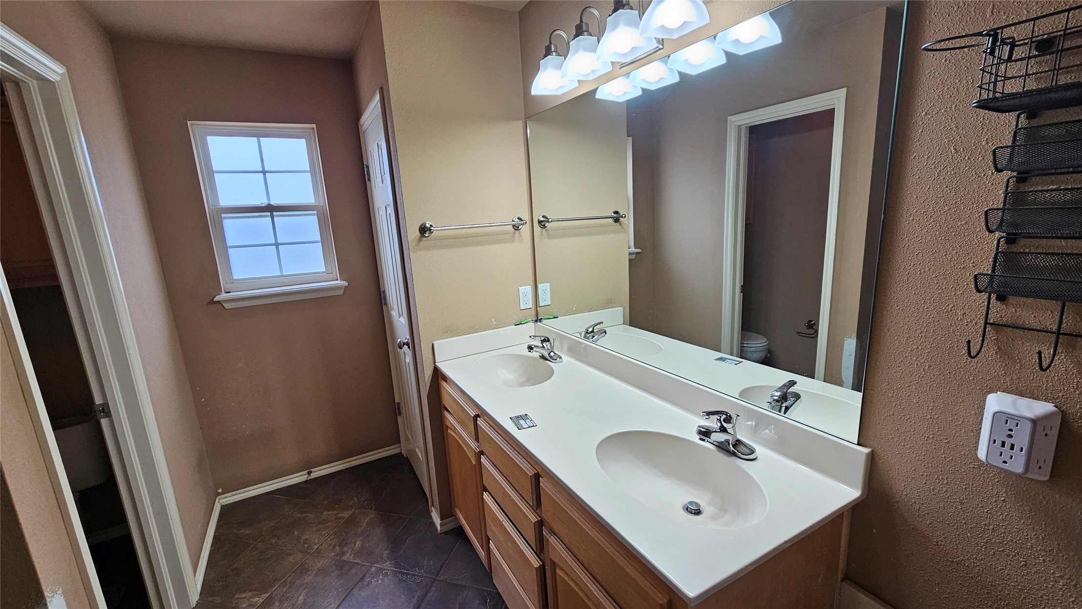 3470 N 335 Road Property Photo 16