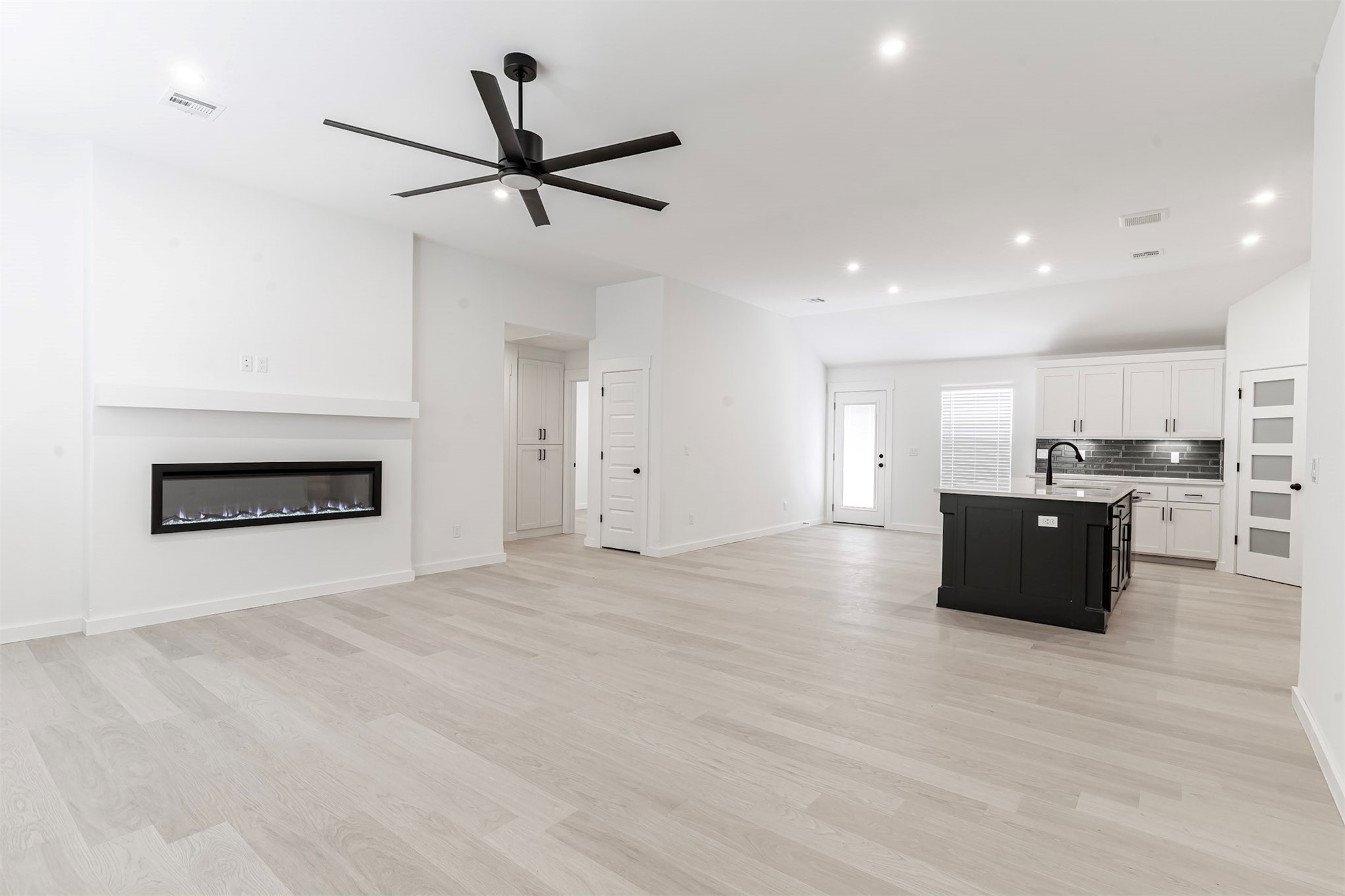 100 S 26th Street Property Photo 3