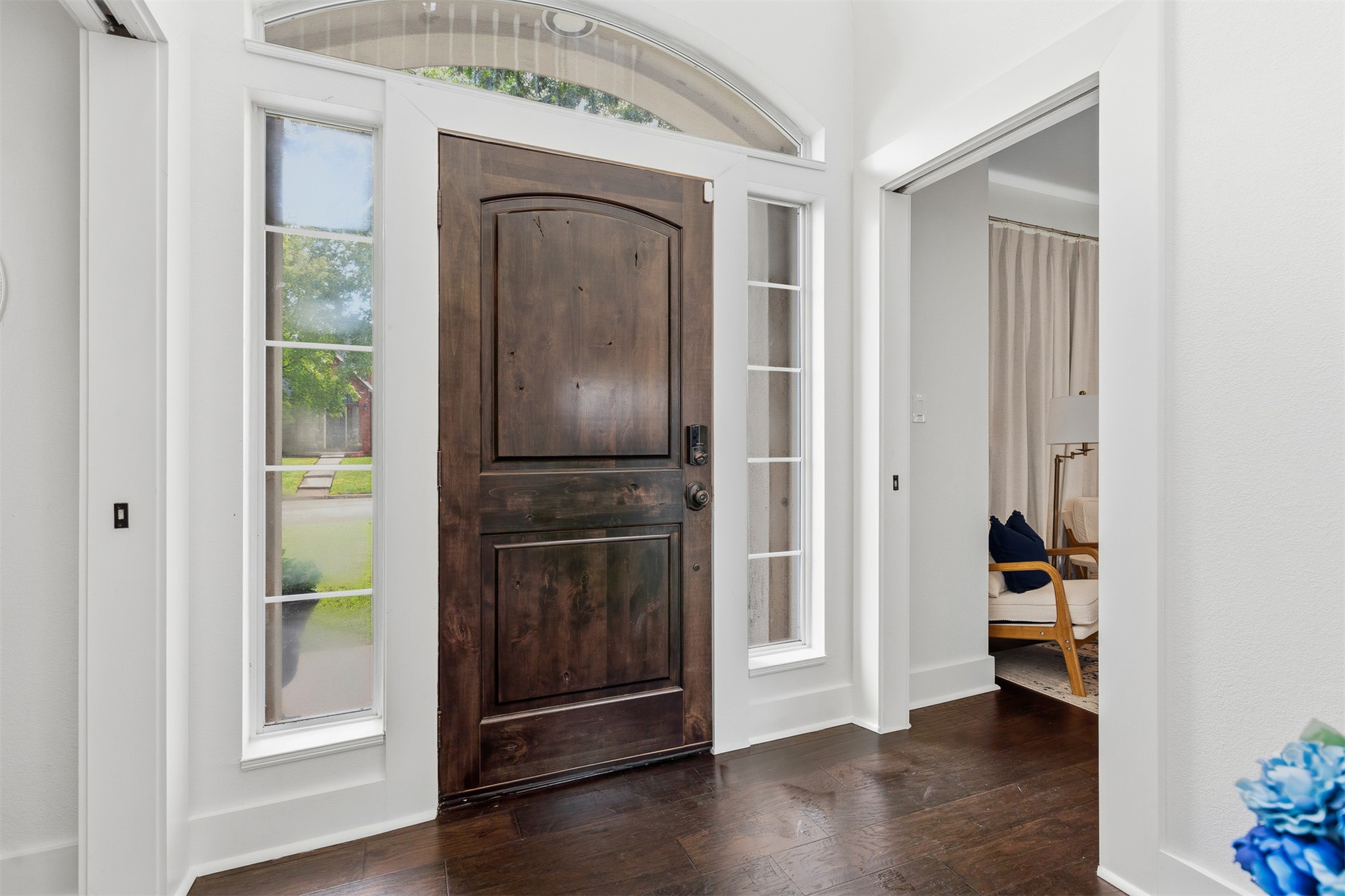 1709 Southern Hills Drive Property Photo 4
