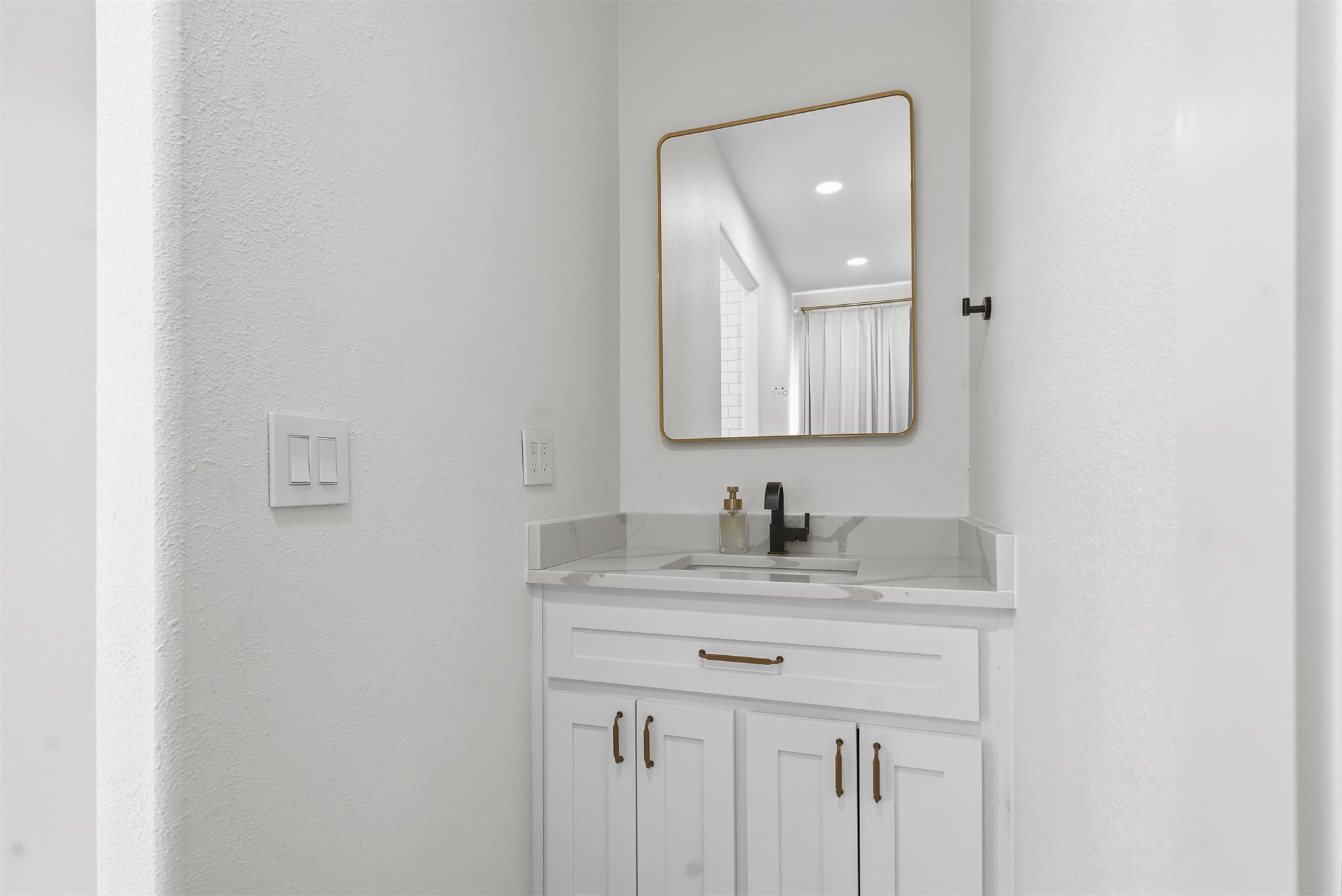 1709 Southern Hills Drive Property Photo 29
