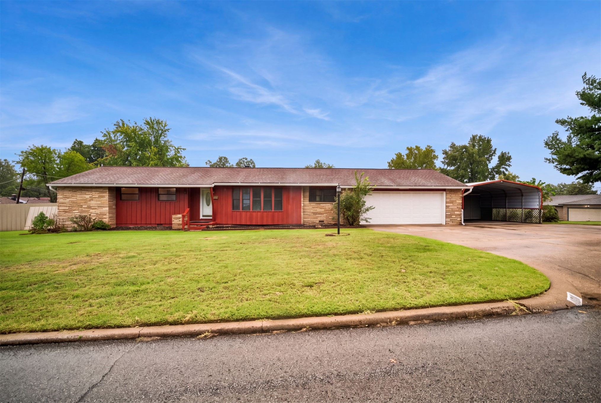 1318 N Main Street