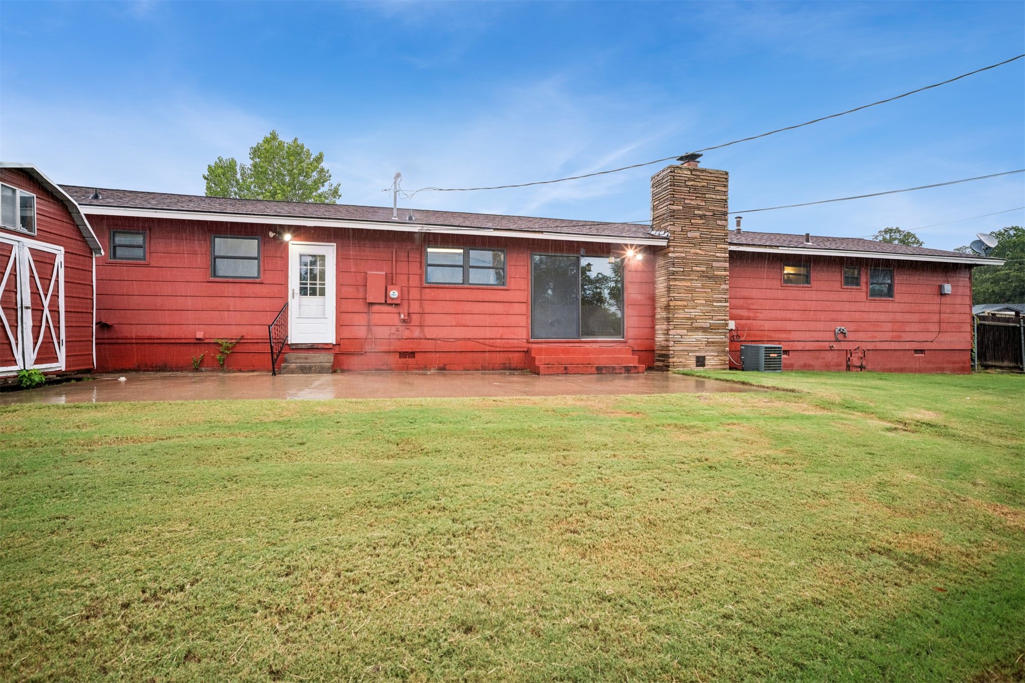 1318 N Main Street Property Photo 19