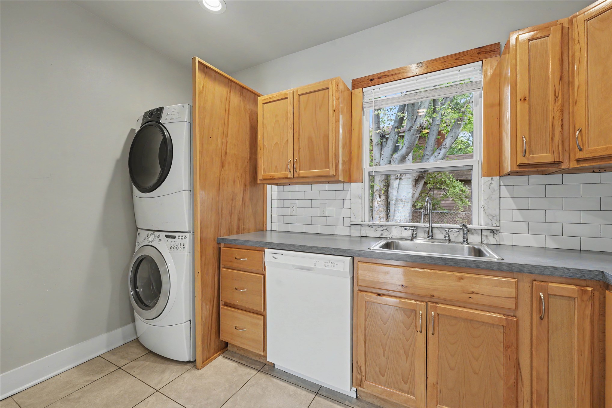 111 S Yorktown Avenue E Property Photo 10