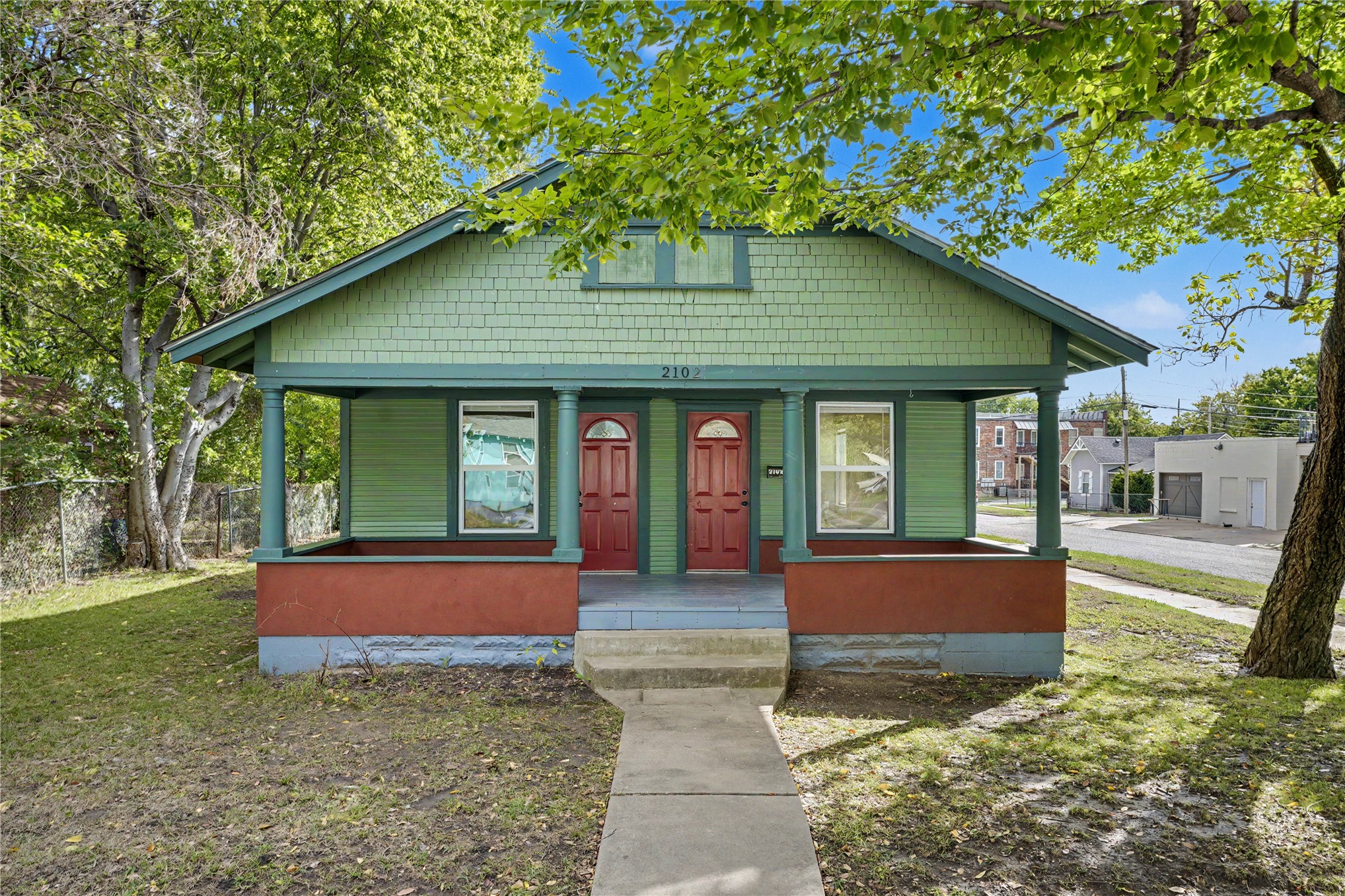 111 S Yorktown Avenue E Property Photo 21