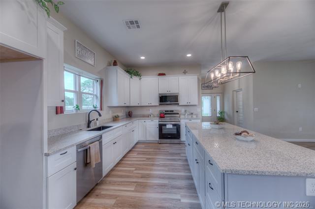 12025 N 160 Road Property Photo 3