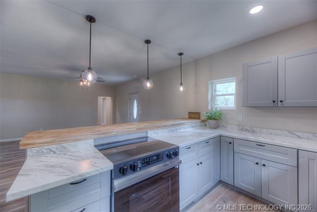 12025 N 160 Road Property Photo 8