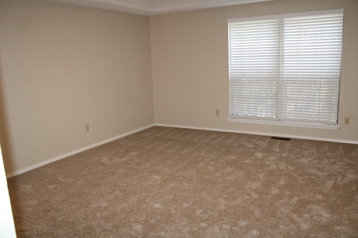 8813 S 71st East Avenue E Property Photo 20